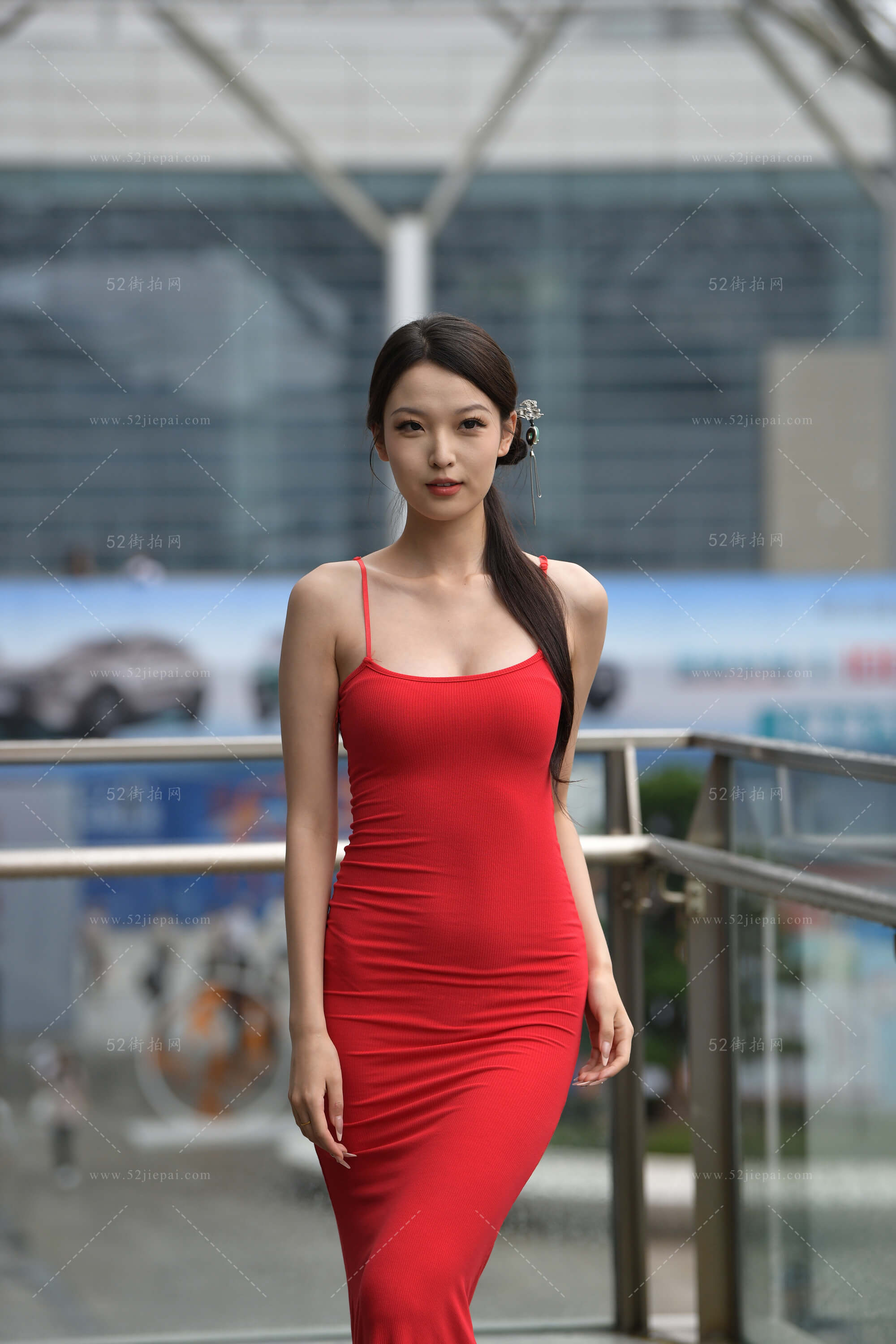 红裙写真,高清原图打包收藏-姐姐白又白