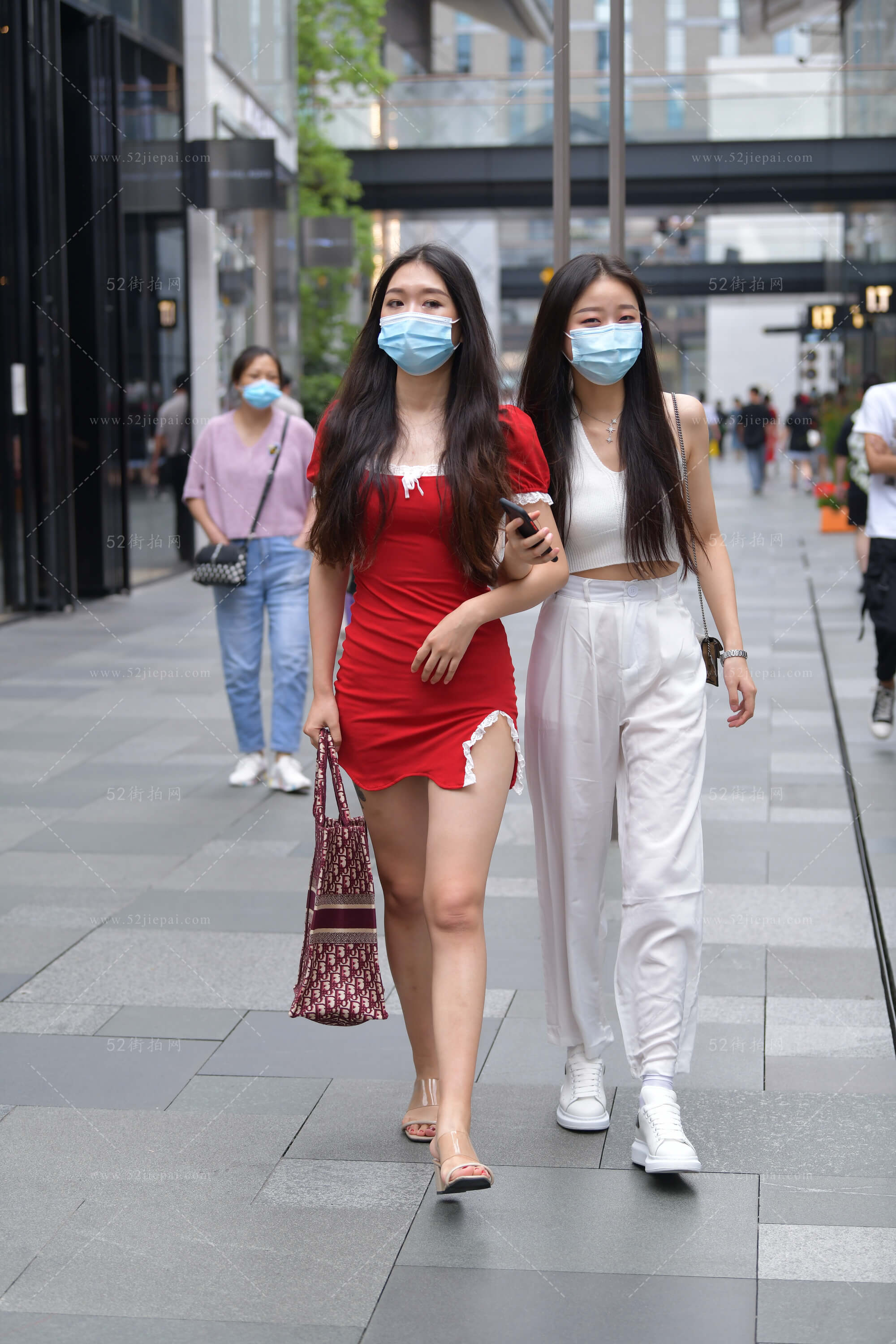街拍高清图集,细节拉满(63)-姐姐白又白