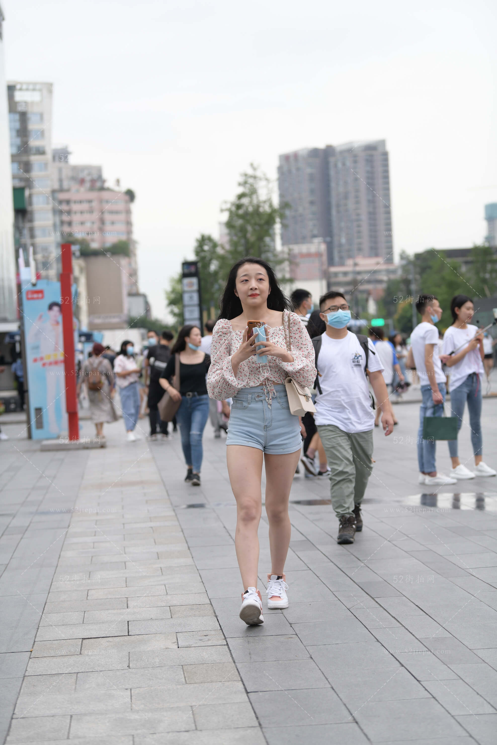 街拍高清图集，细节拉满（68）-姐姐白又白