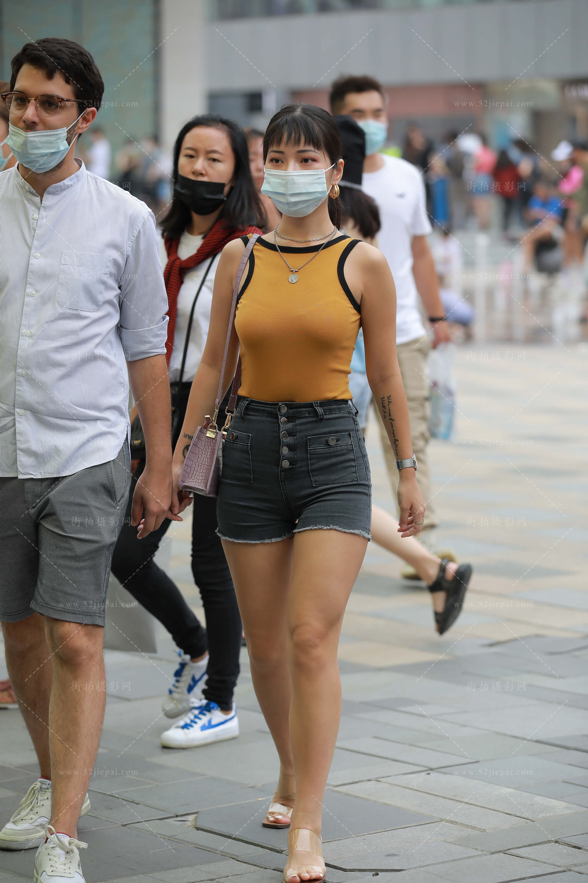 高清热裤写真集,画质细腻(13)