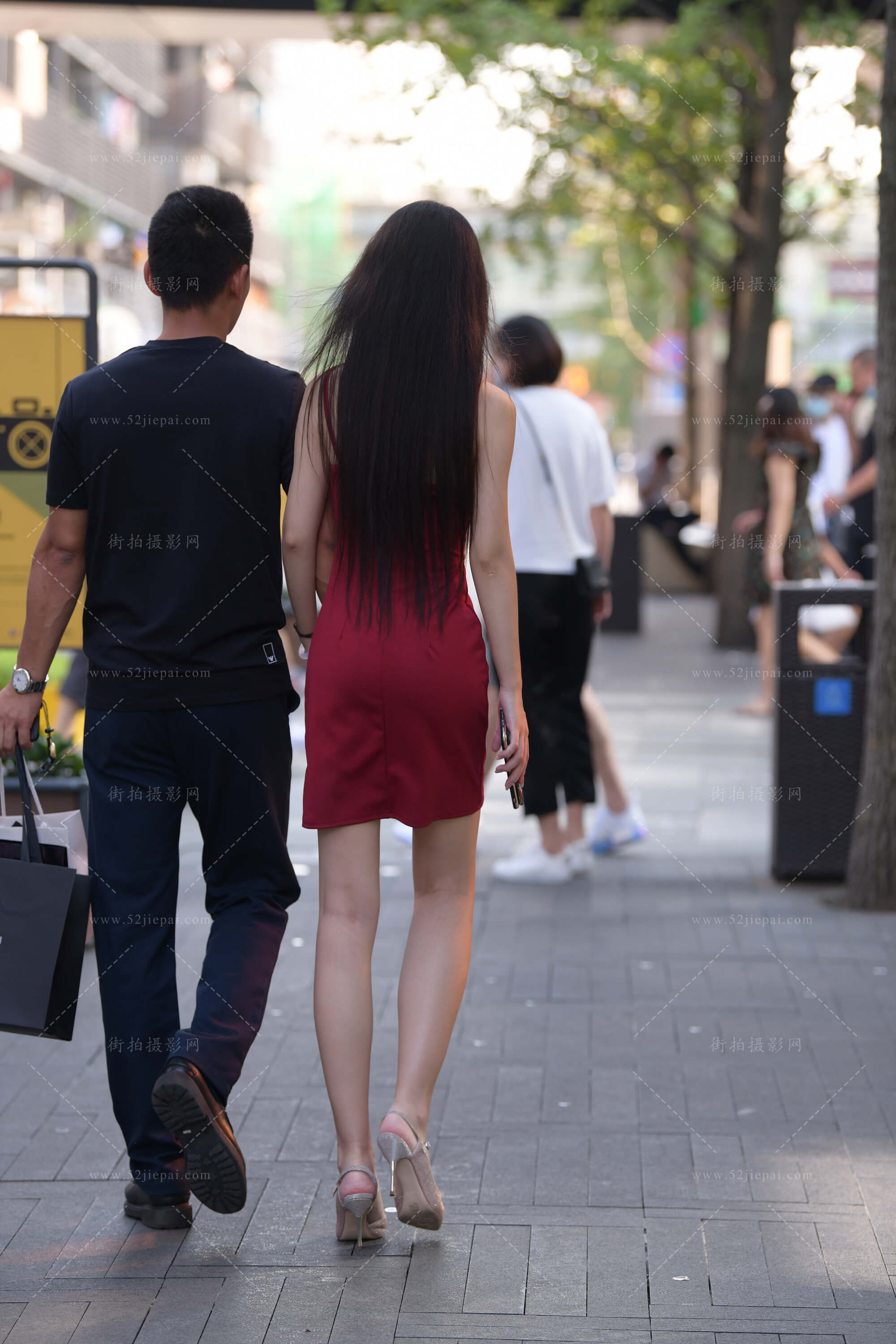 红裙高清图集，收藏级画质-姐姐白又白
