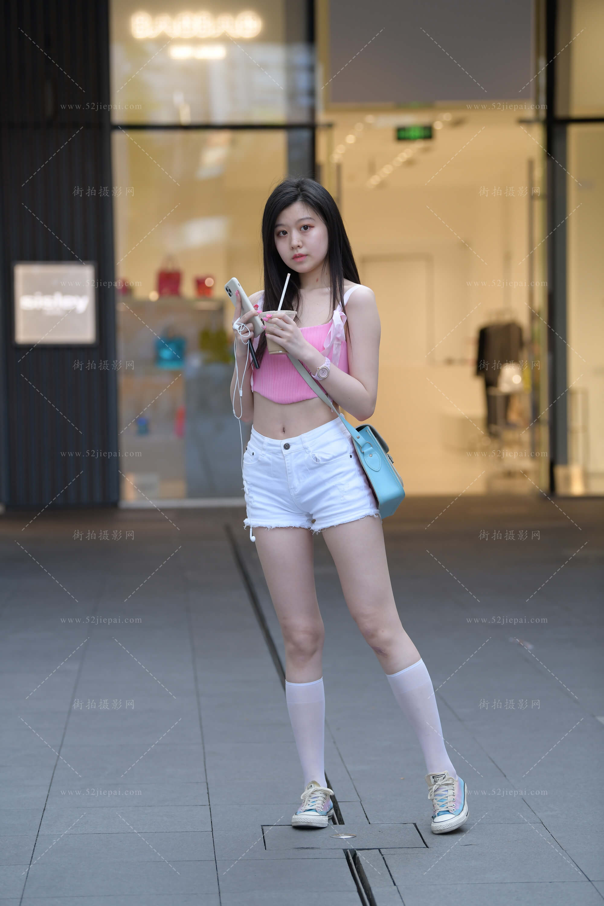 热裤美图合集，壁纸级画质（27）-姐姐白又白