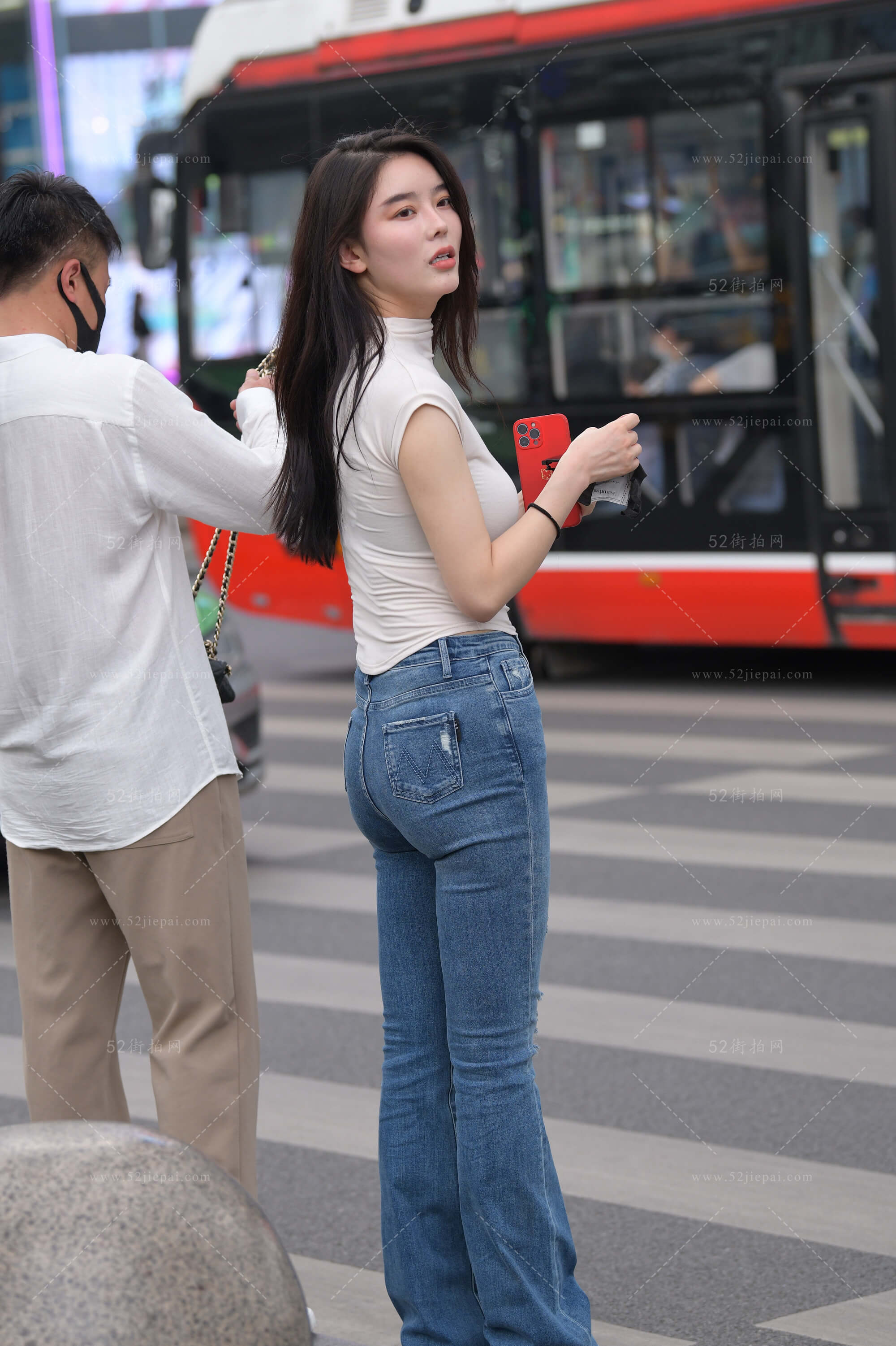 街拍主题高清写真，网盘速发（123）-姐姐白又白
