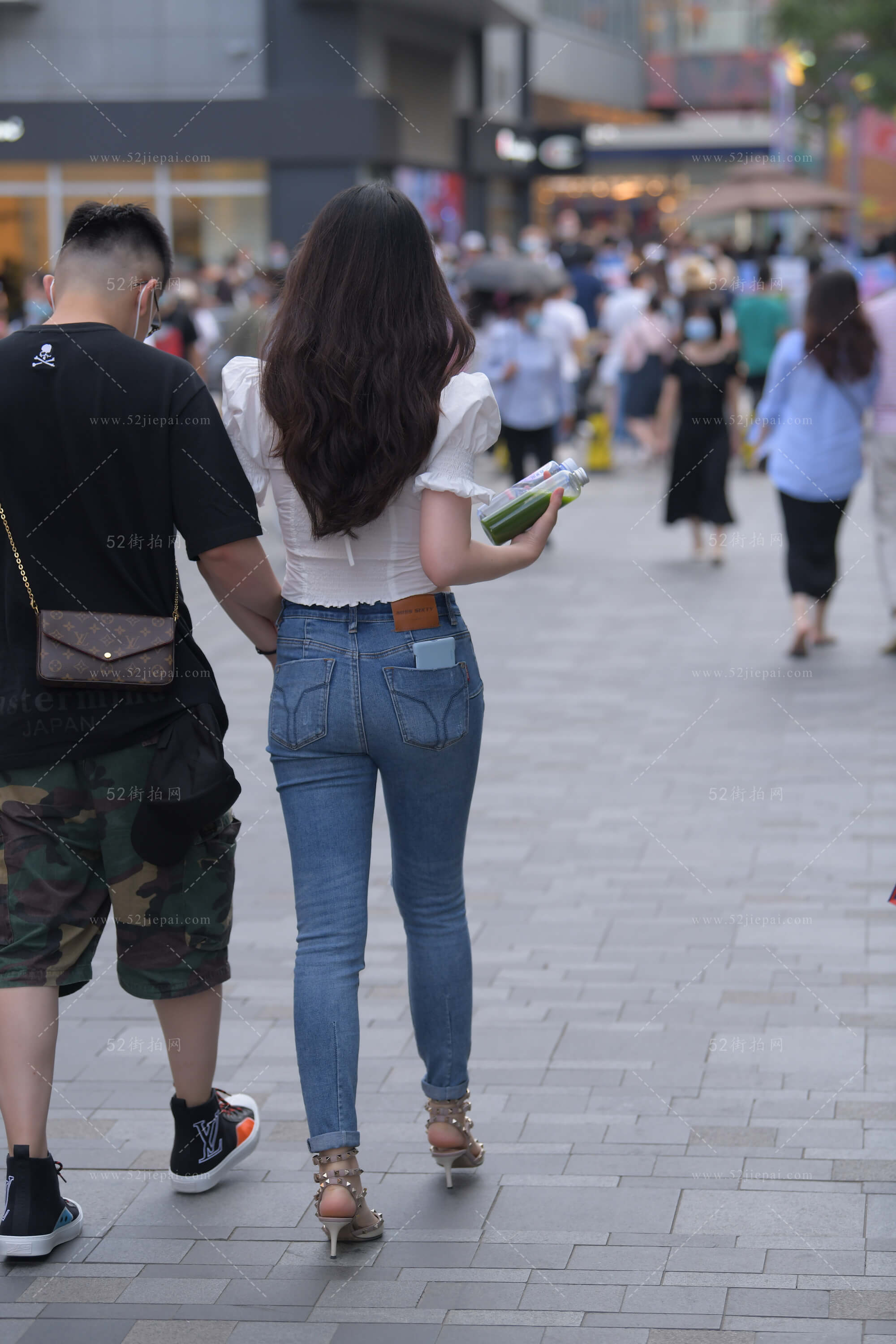 人气街拍写真，超清无水印（136）-姐姐白又白