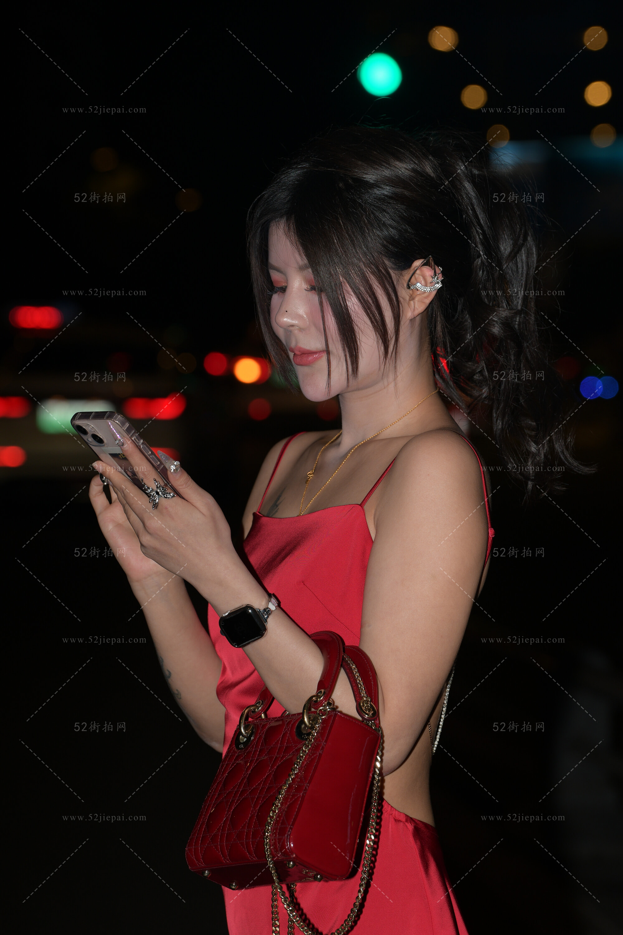 吊带主题高清写真,原图直出-姐姐白又白