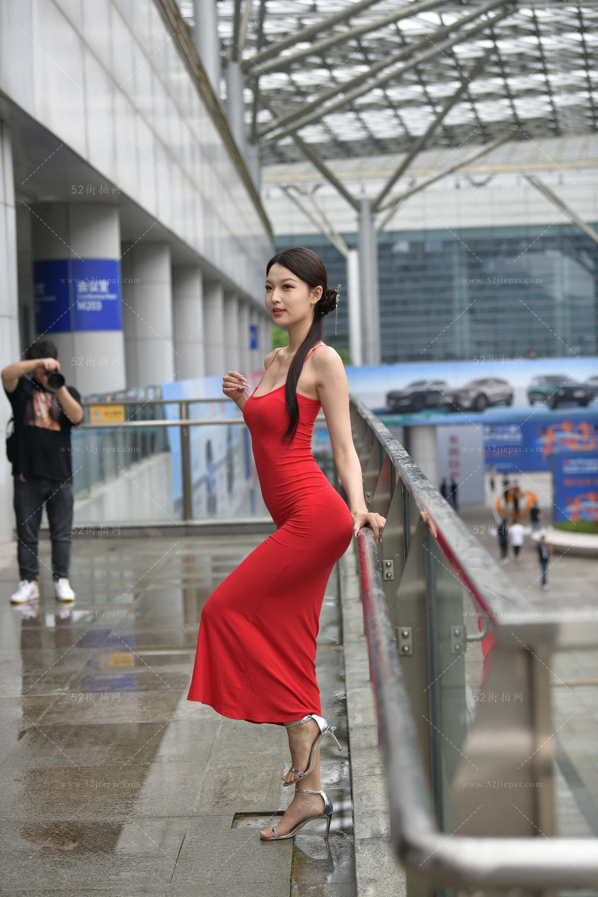 红裙写真，高清原图打包收藏