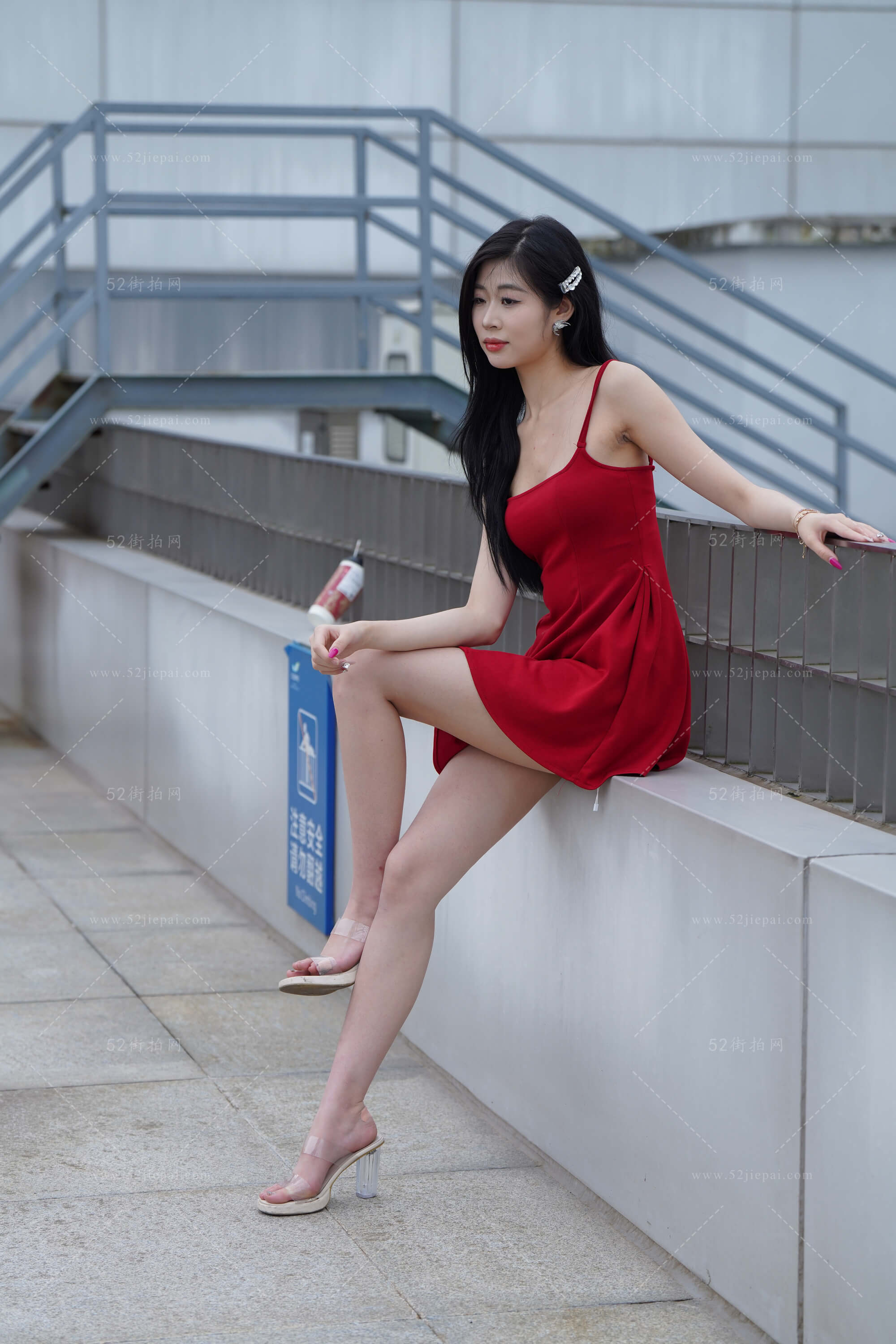 红裙美女，撩人搭讪秘诀