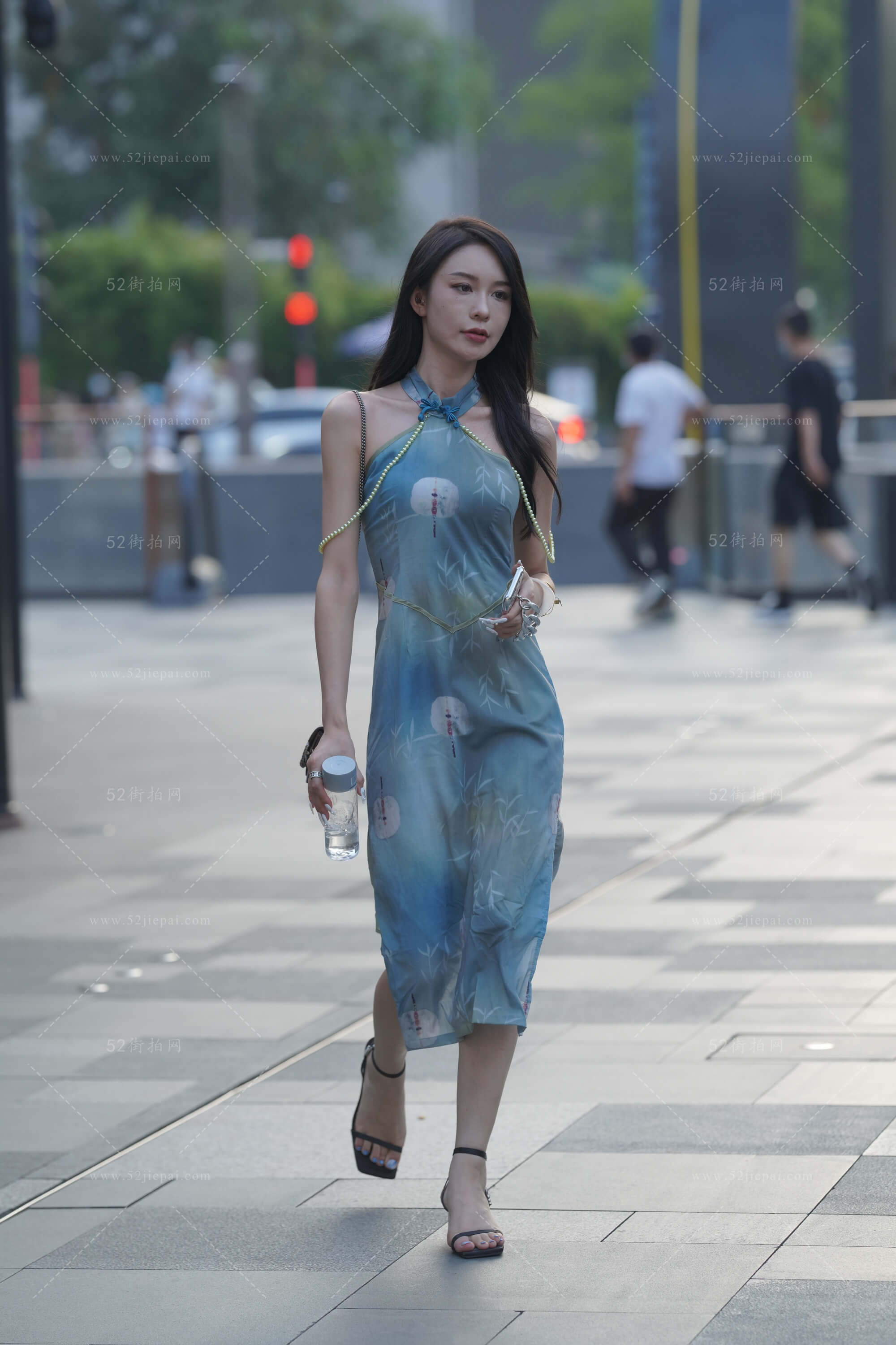 高清街拍写真集,限时上架(52)-姐姐白又白