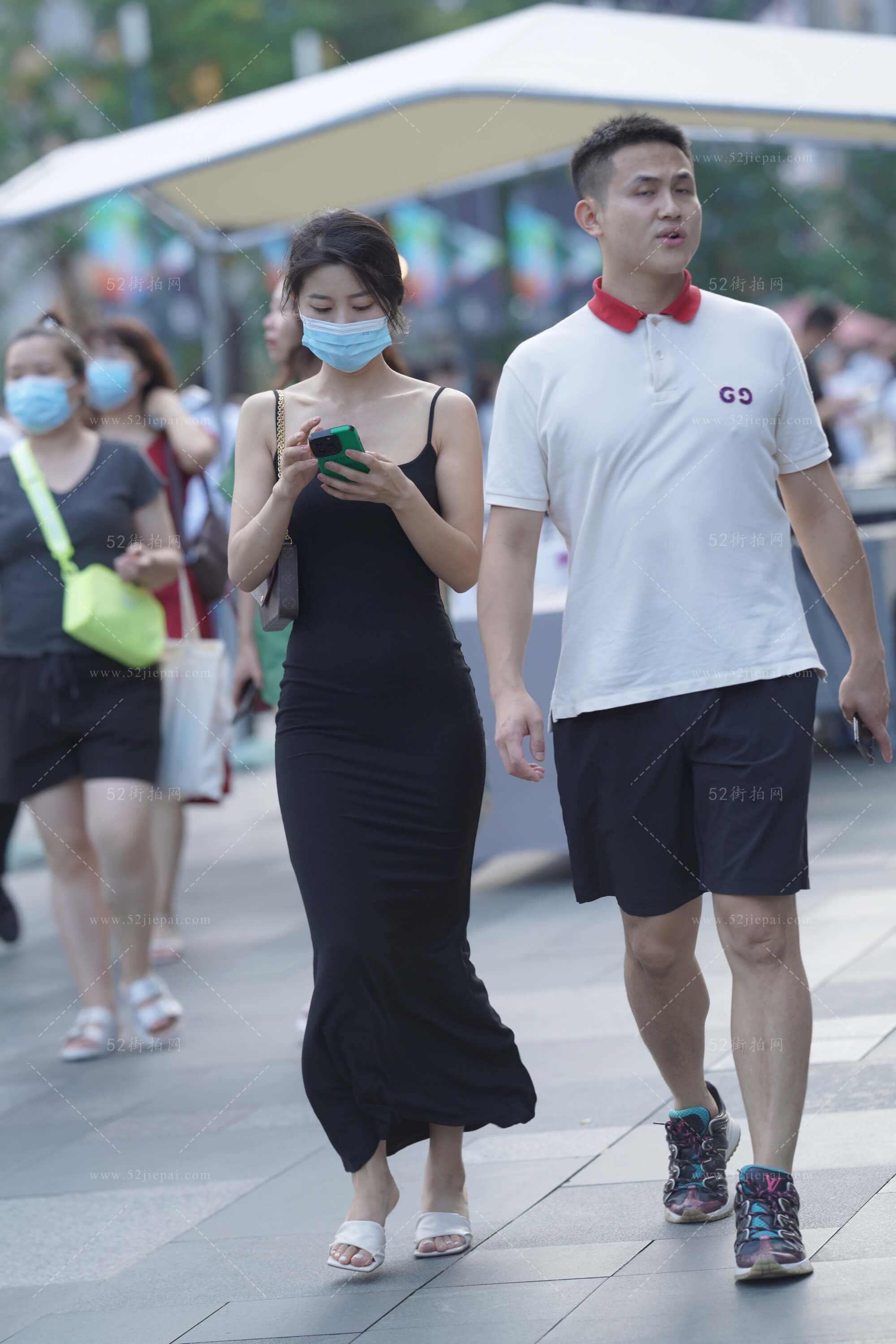 高清街拍写真集，限时上架（54）-姐姐白又白