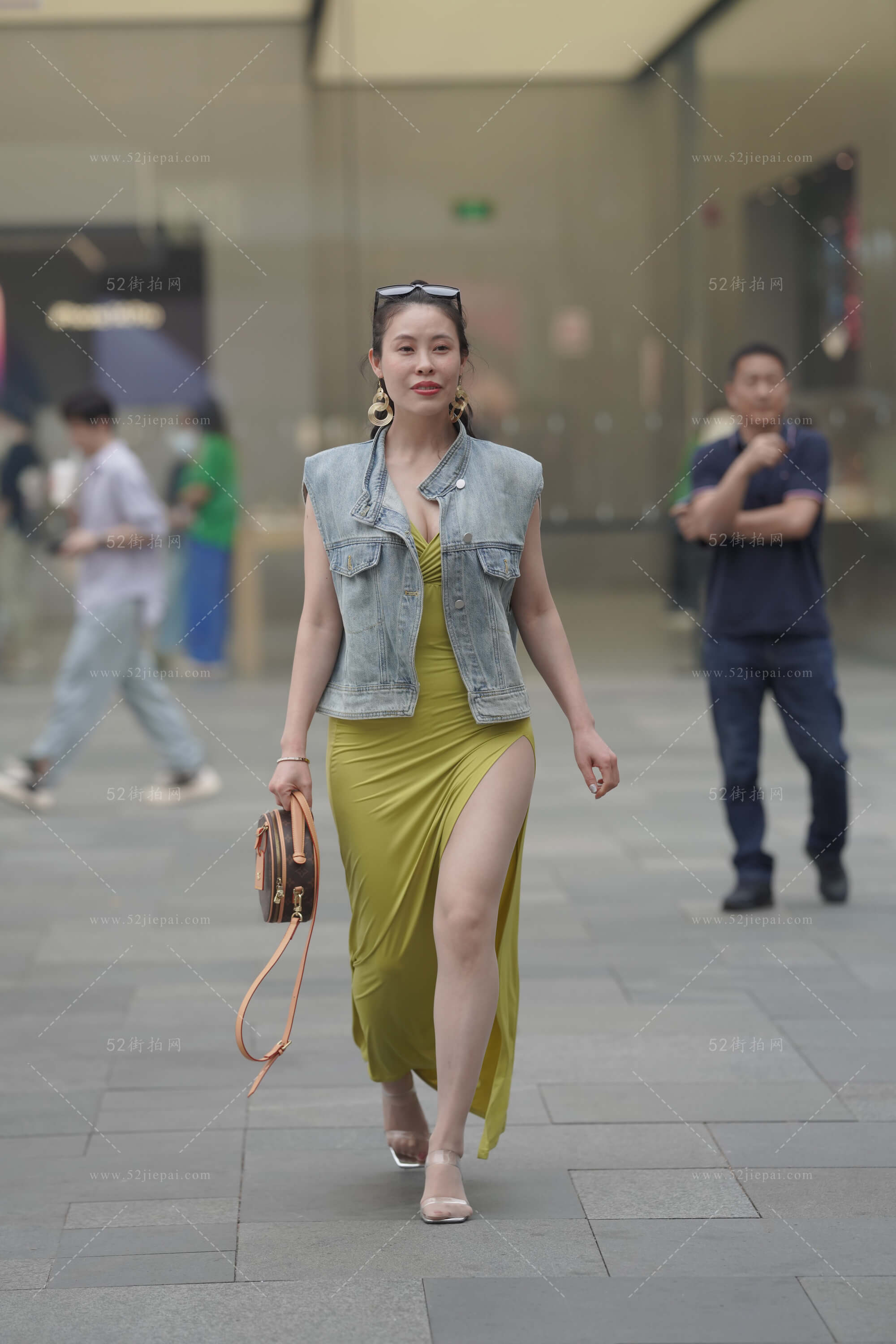 长裙主题高清写真，网盘速发-姐姐白又白