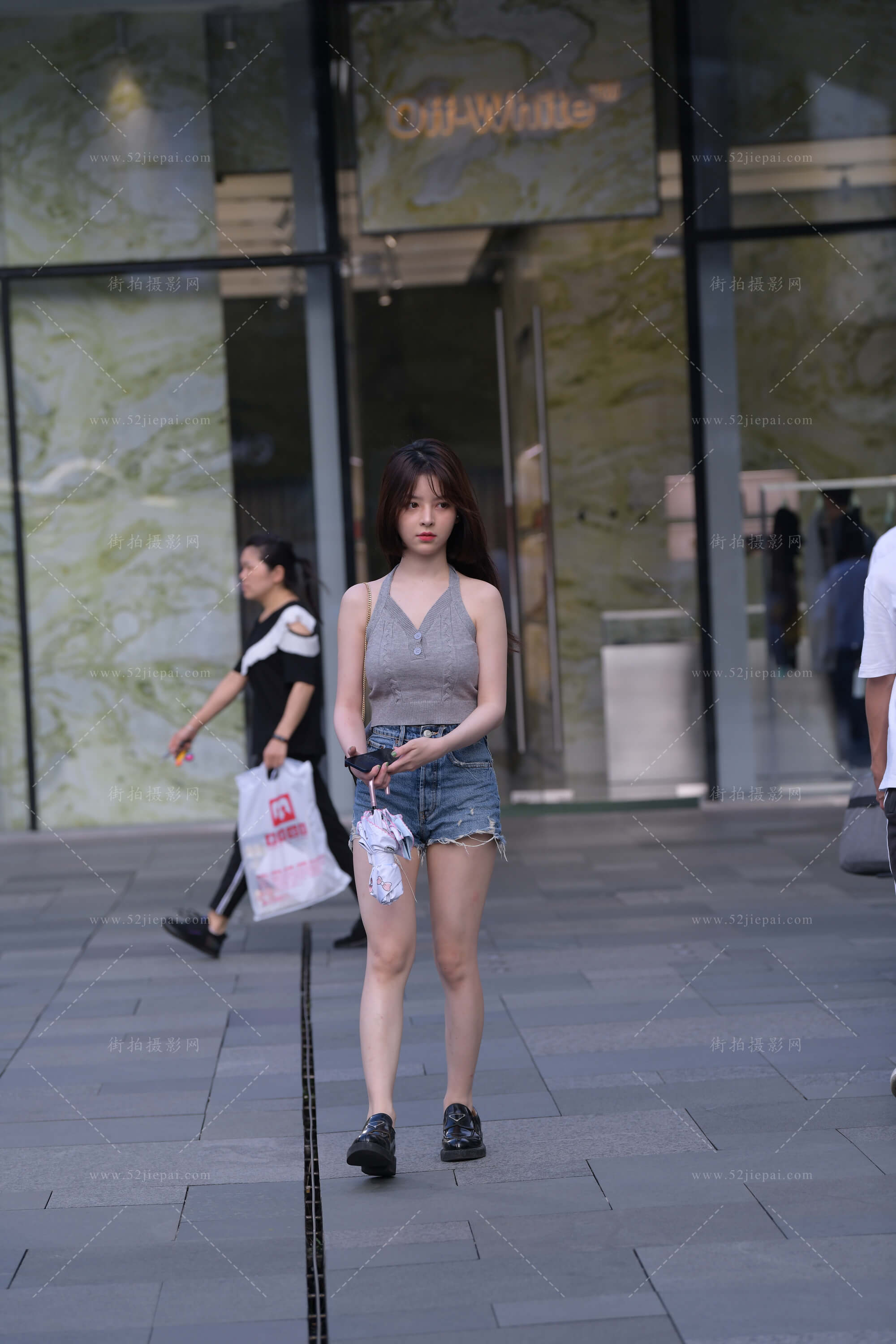 高清热裤写真集,限时上架(8)-姐姐白又白