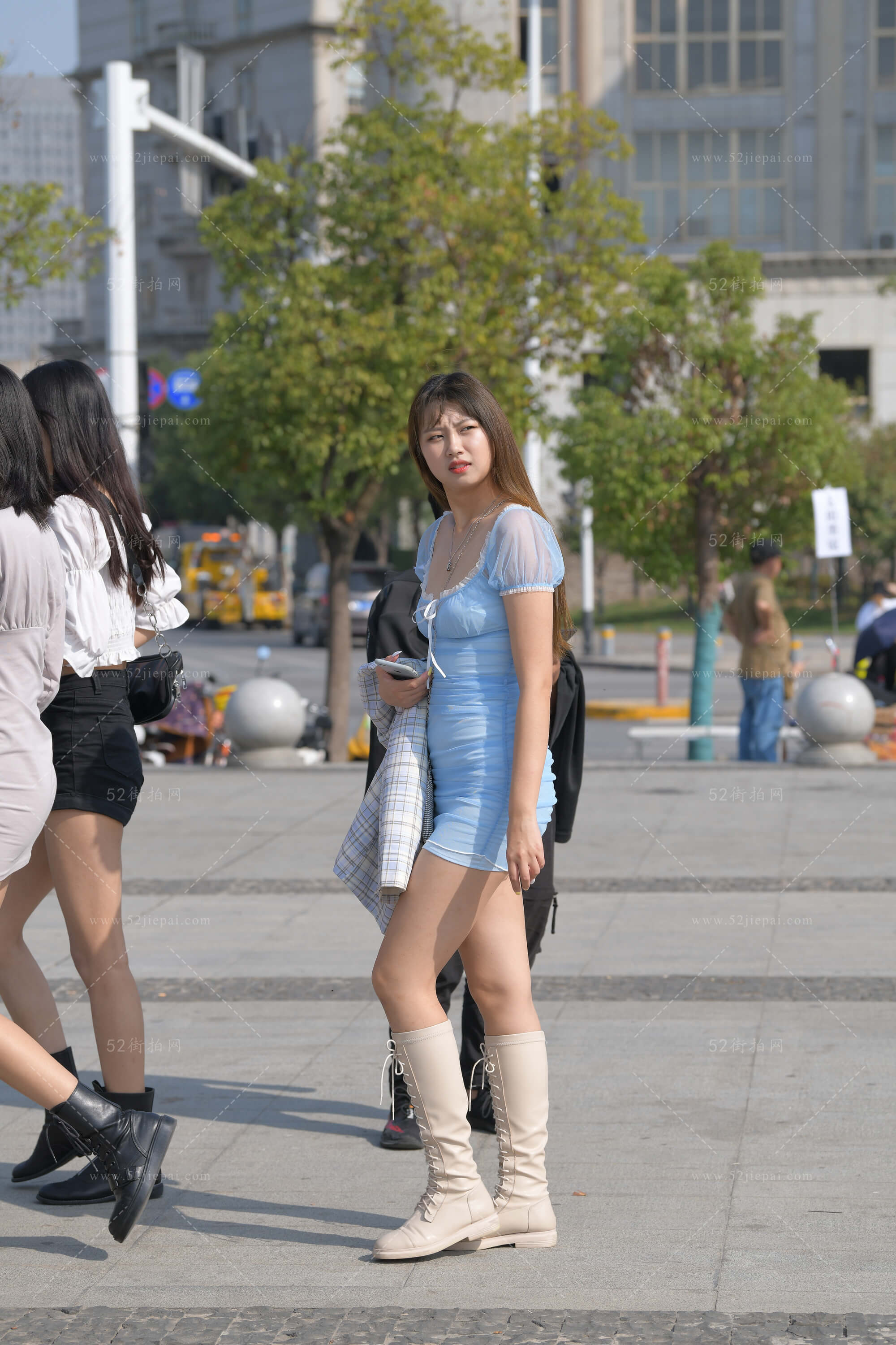 短裙写真,高清原图打包收藏-姐姐白又白