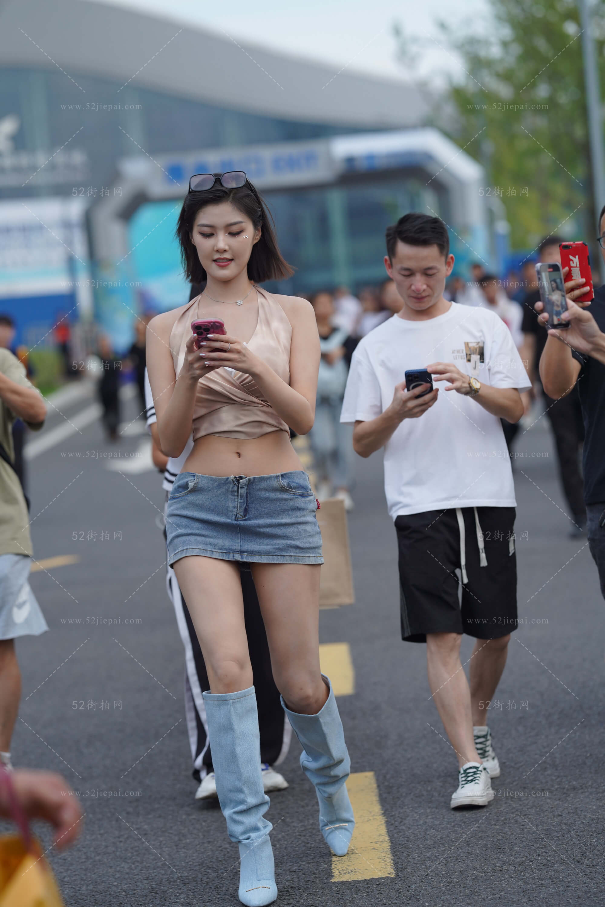 短裙主题高清写真,8K质感(2)-姐姐白又白