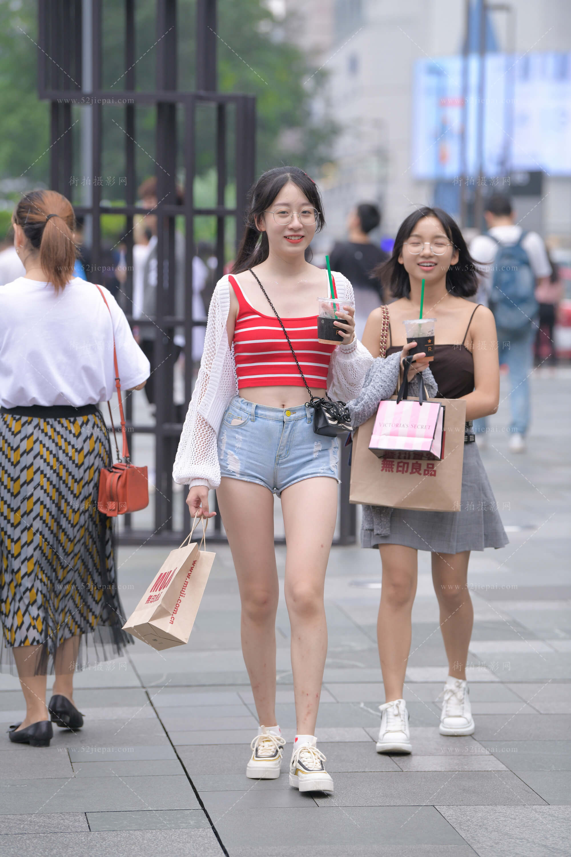 甜美主题高清写真，网盘速发