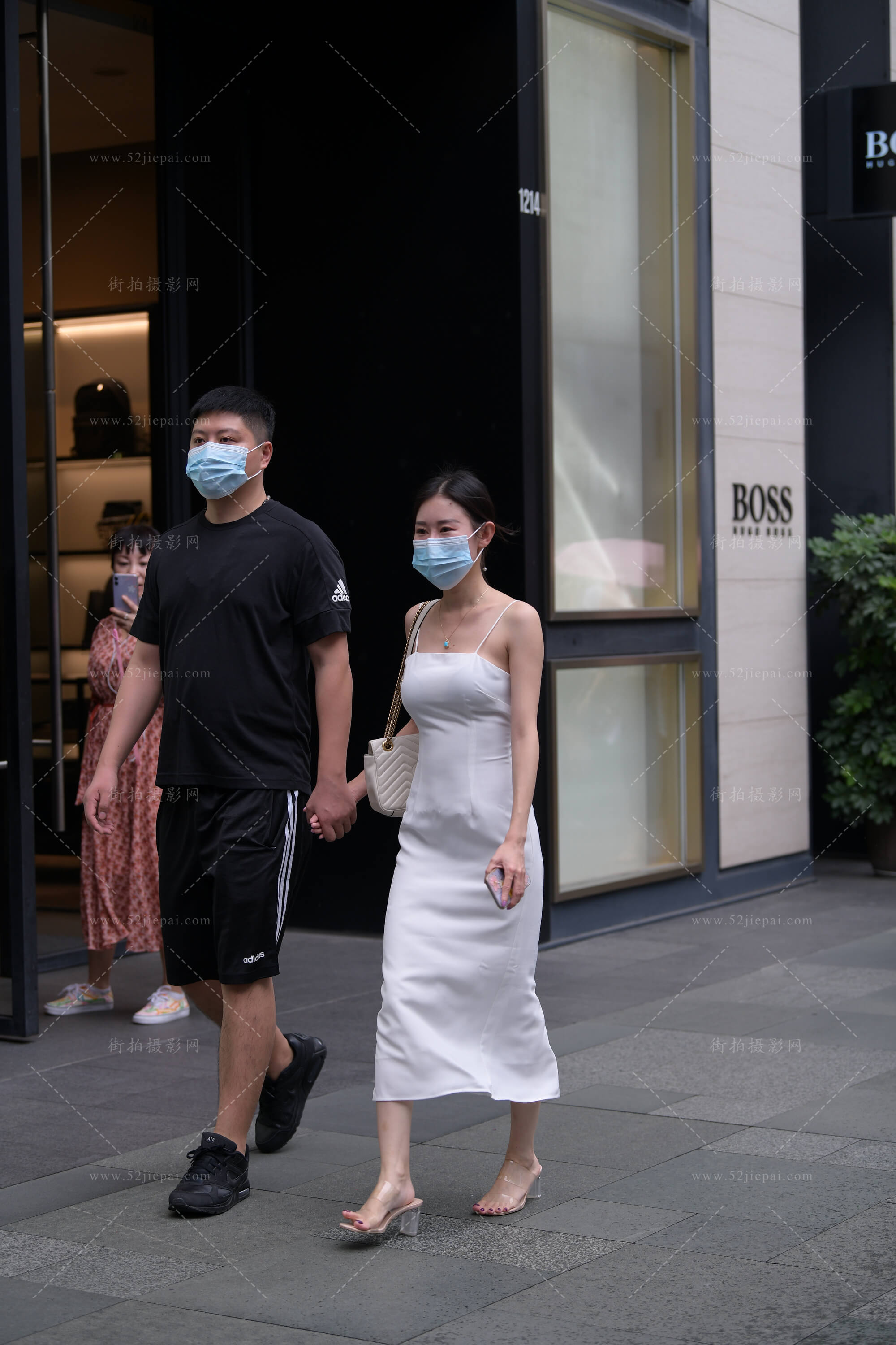 高清街拍写真集,画质细腻(86)-姐姐白又白