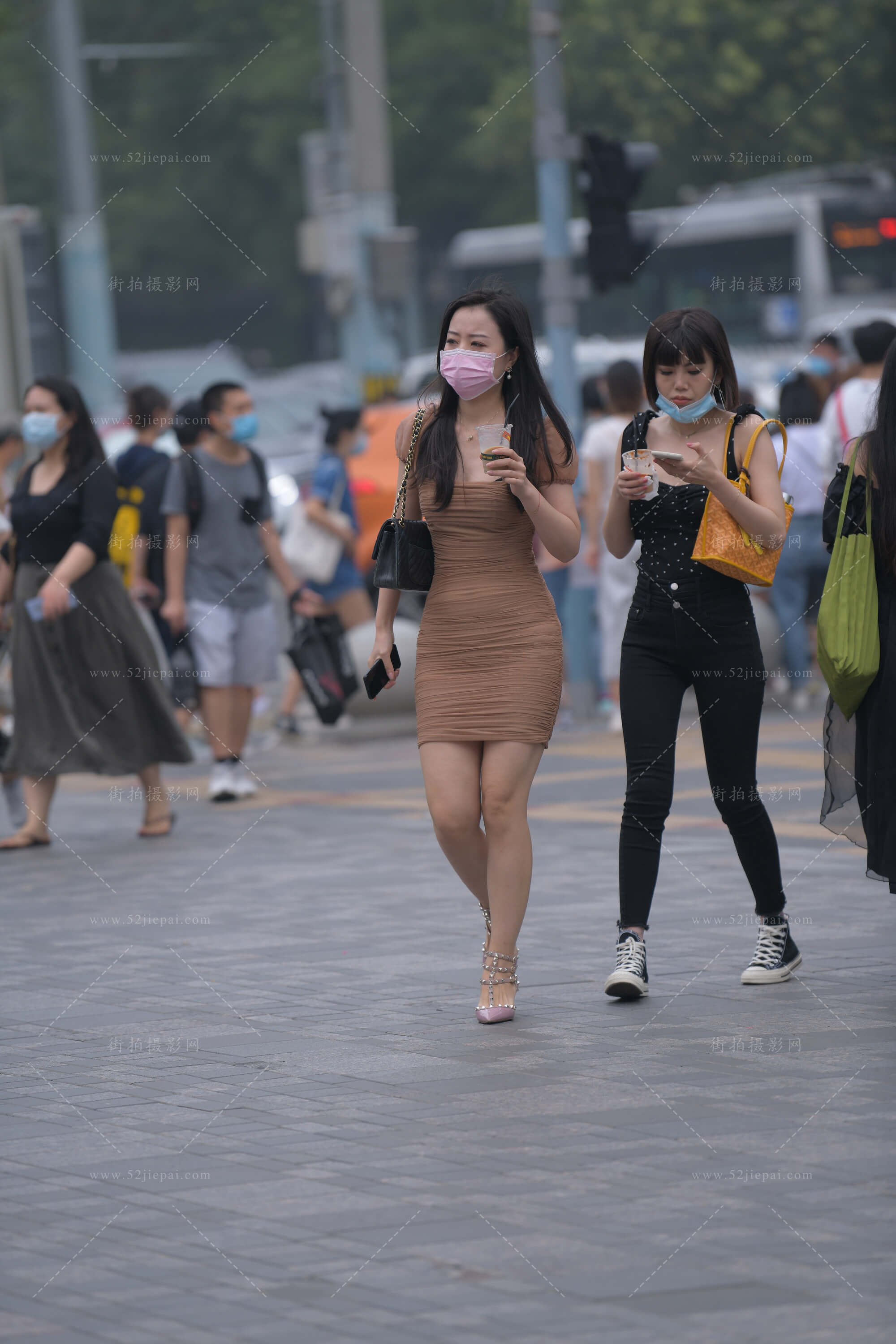 街拍美图合集，壁纸级画质（92）-姐姐白又白