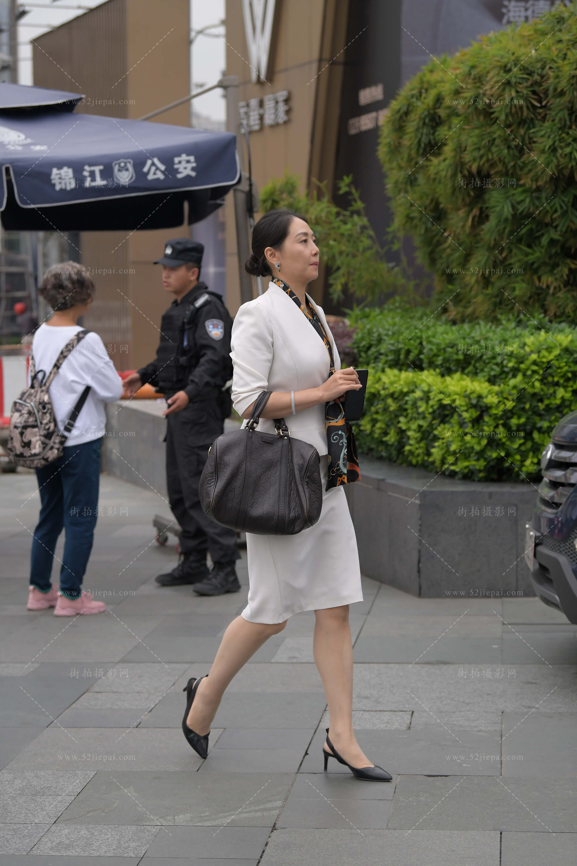 街拍高清图集，画质党必收（105）-姐姐白又白