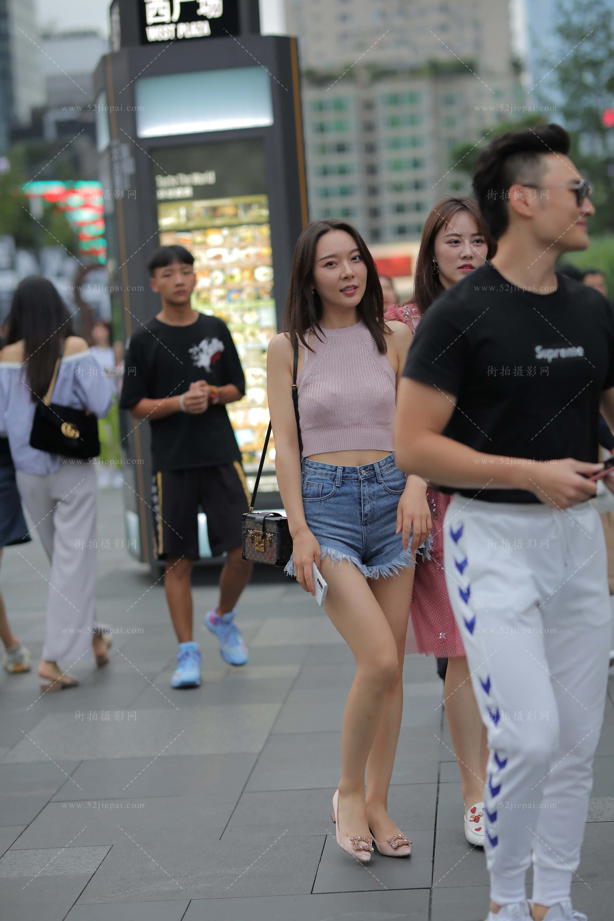 街拍主题高清写真，8K质感（103）-姐姐白又白