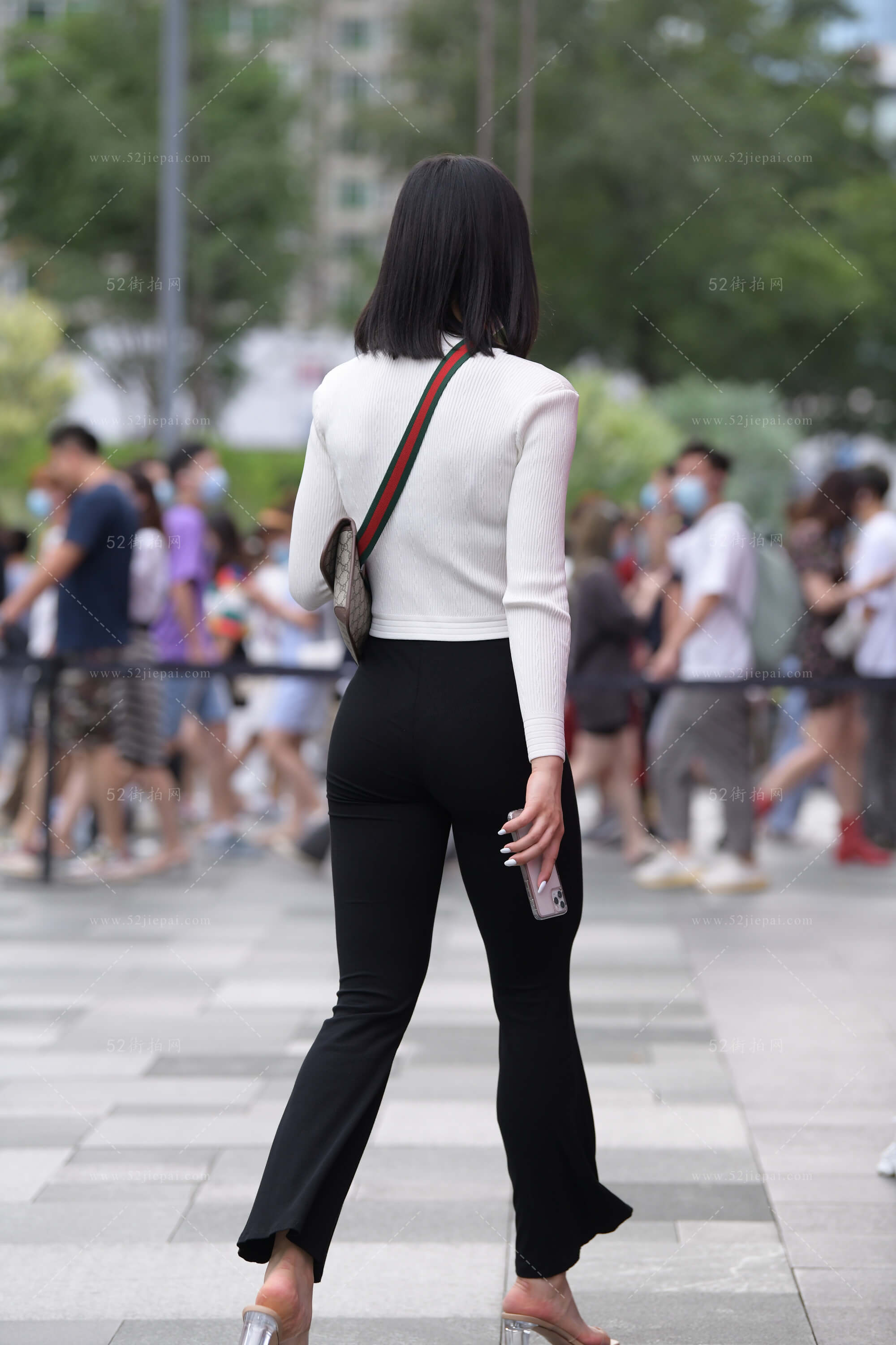 高清街拍写真集，限时上架（10）-姐姐白又白