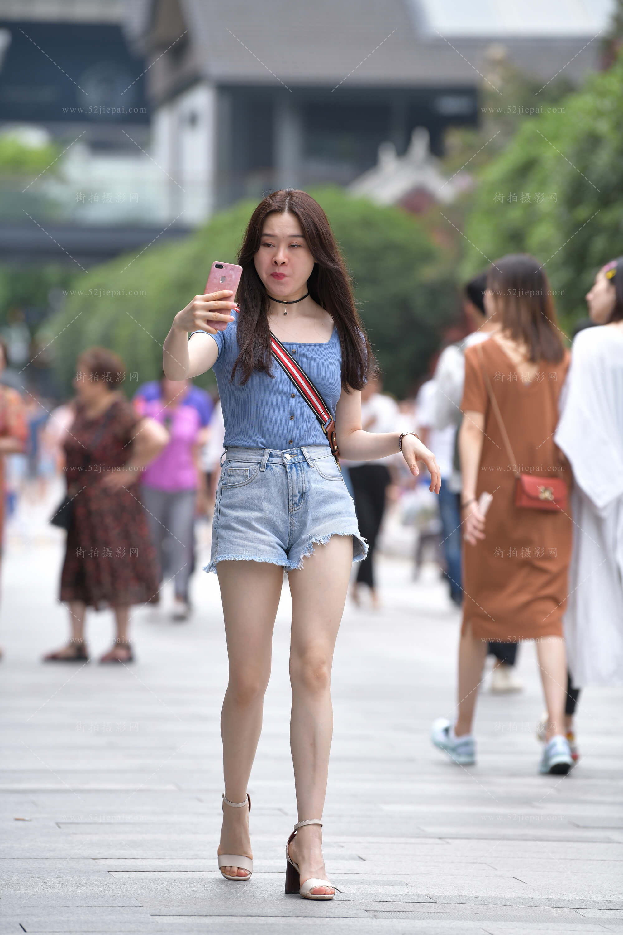 热裤高清图集，画质党必收（14）-姐姐白又白