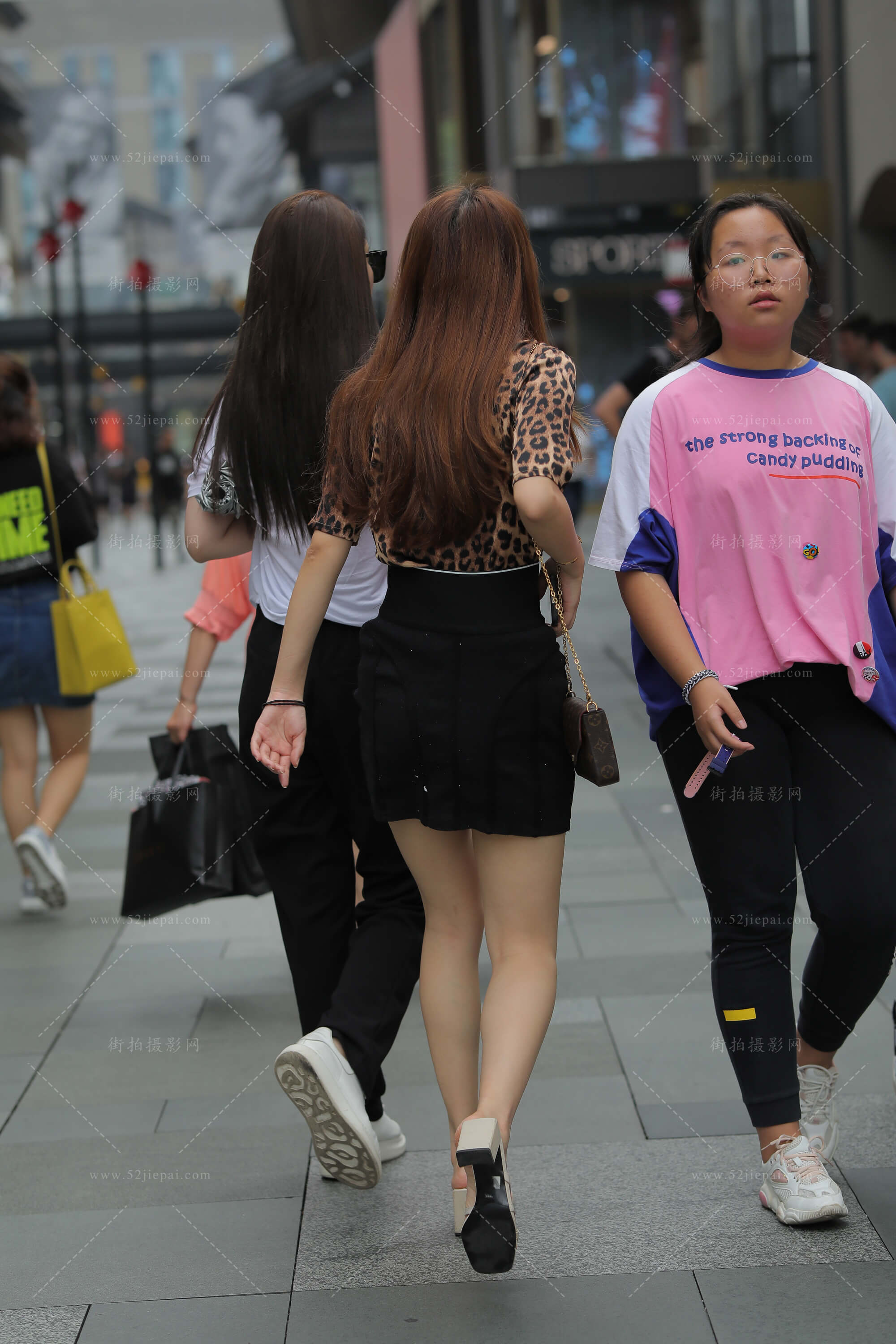 人气街拍写真，超清无水印（103）-姐姐白又白