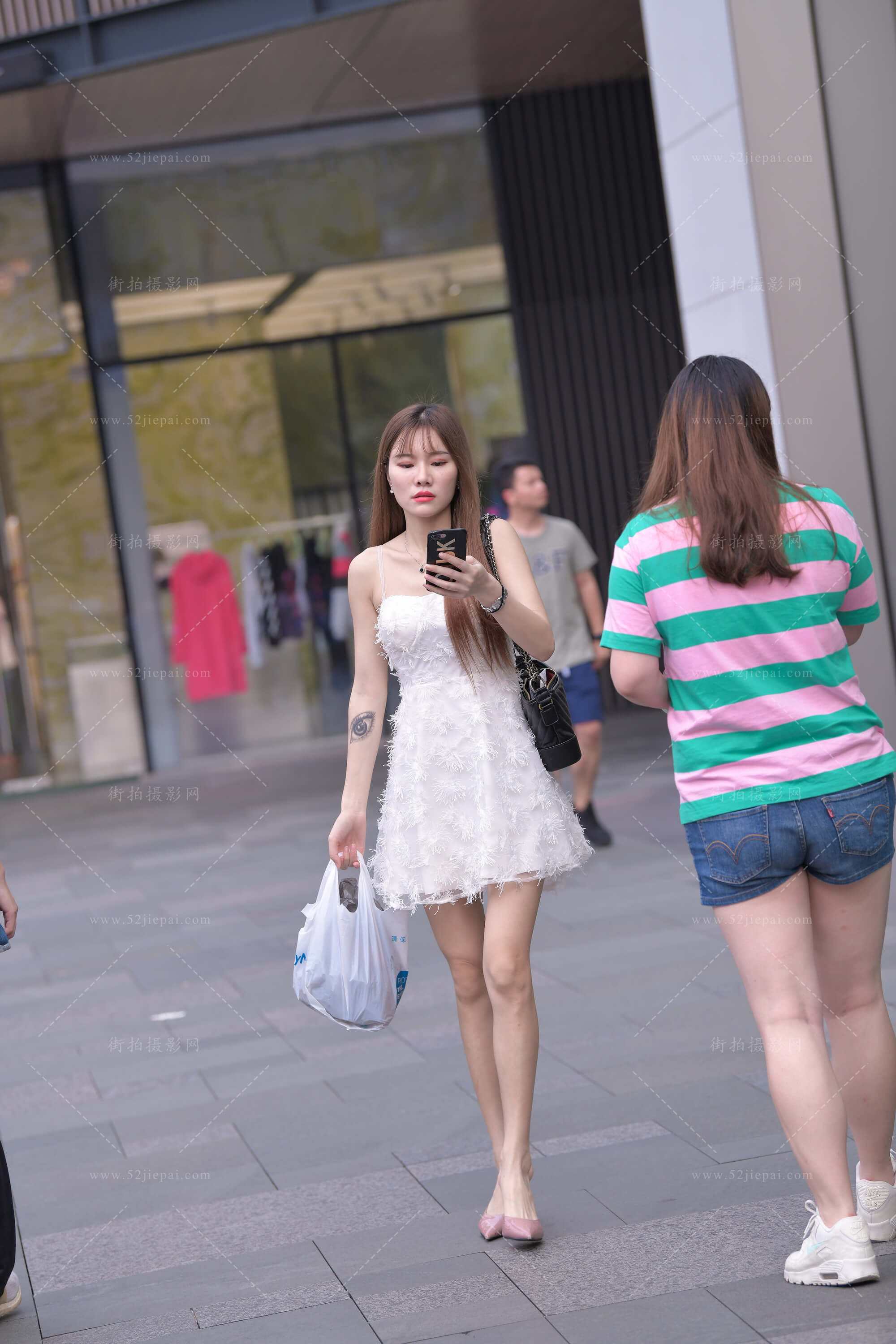 街拍高清图集,画质党必收(118)-姐姐白又白