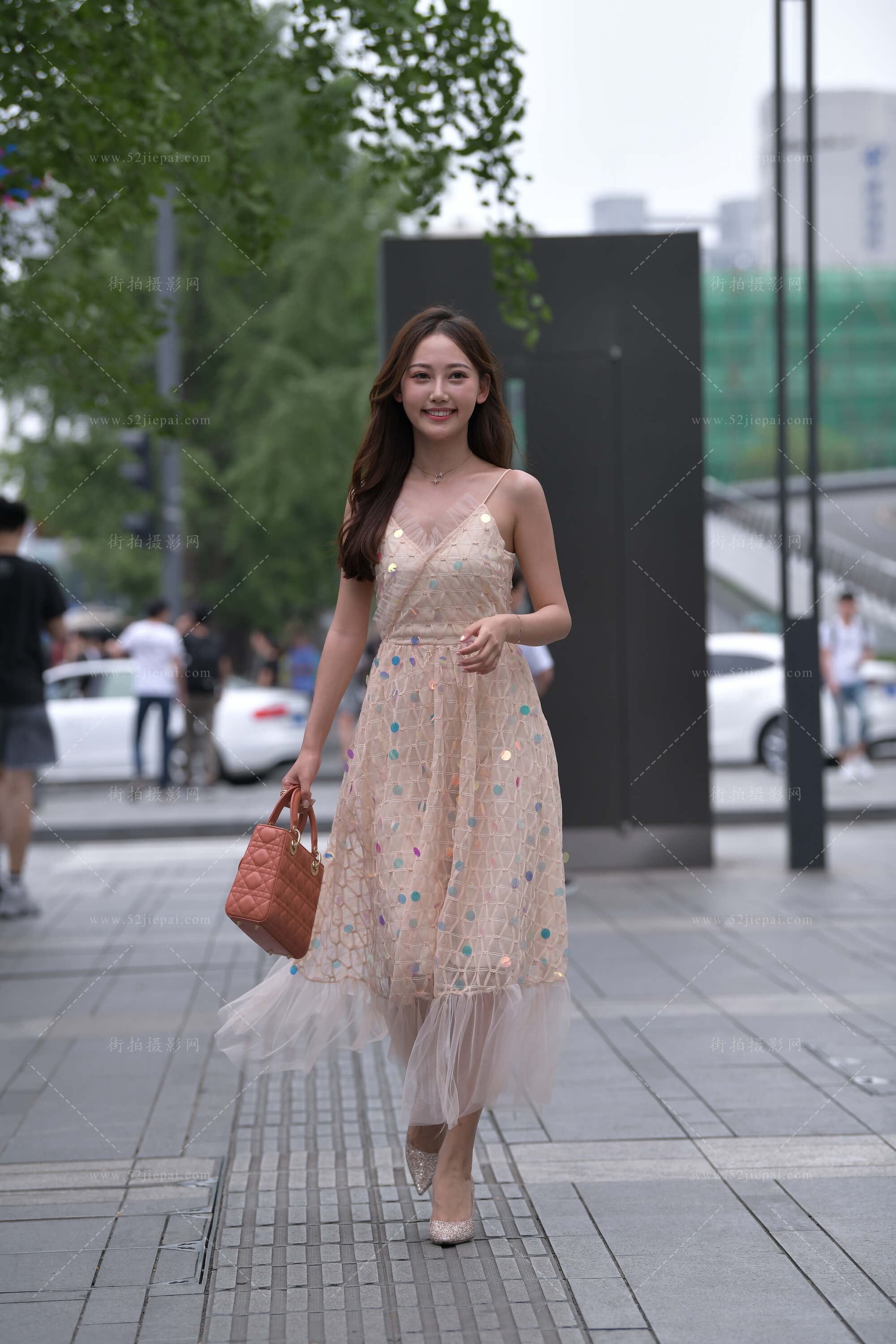 连衣裙美图合集，壁纸级画质（2）-姐姐白又白