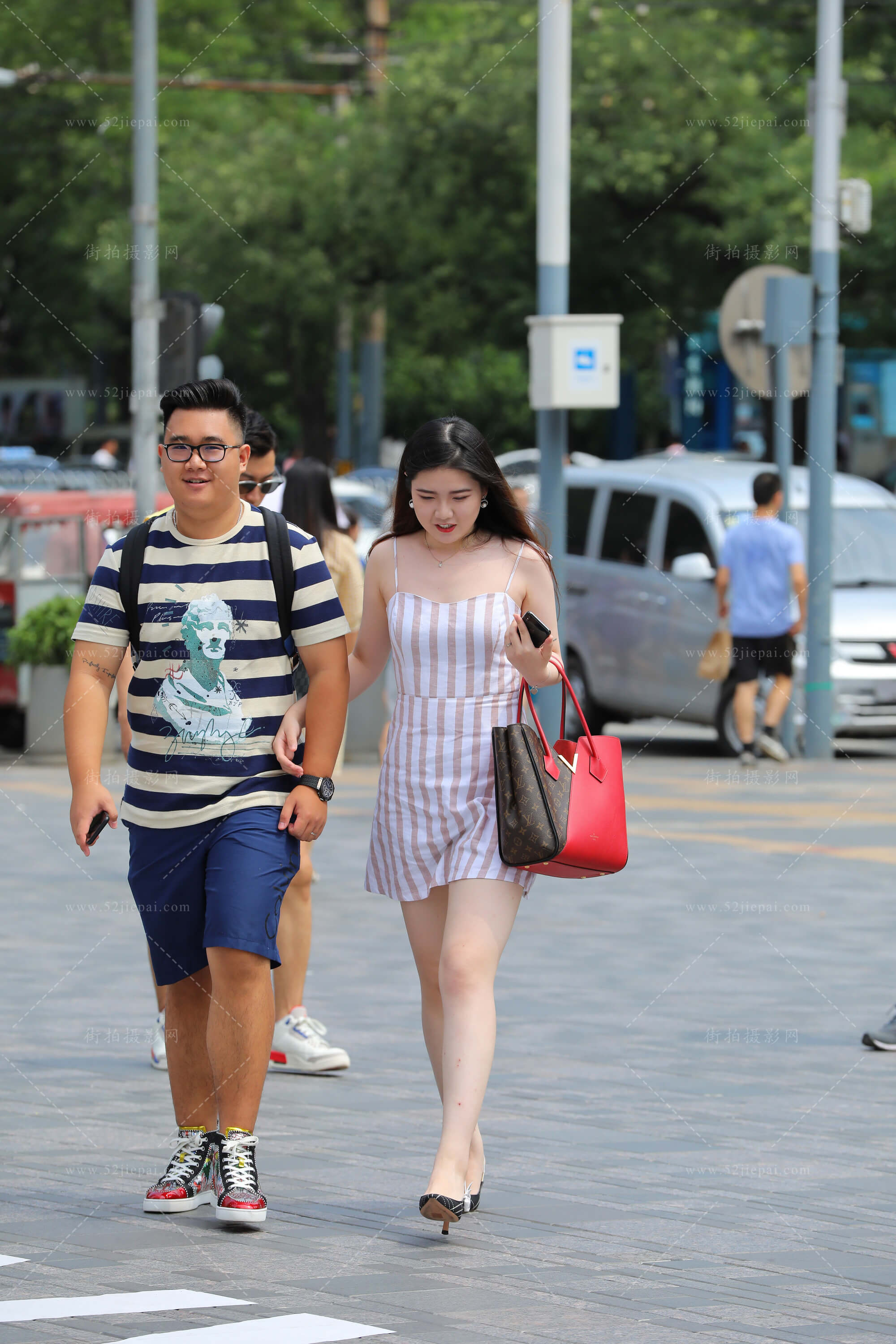 街拍高清图集，画质党必收（123）-姐姐白又白