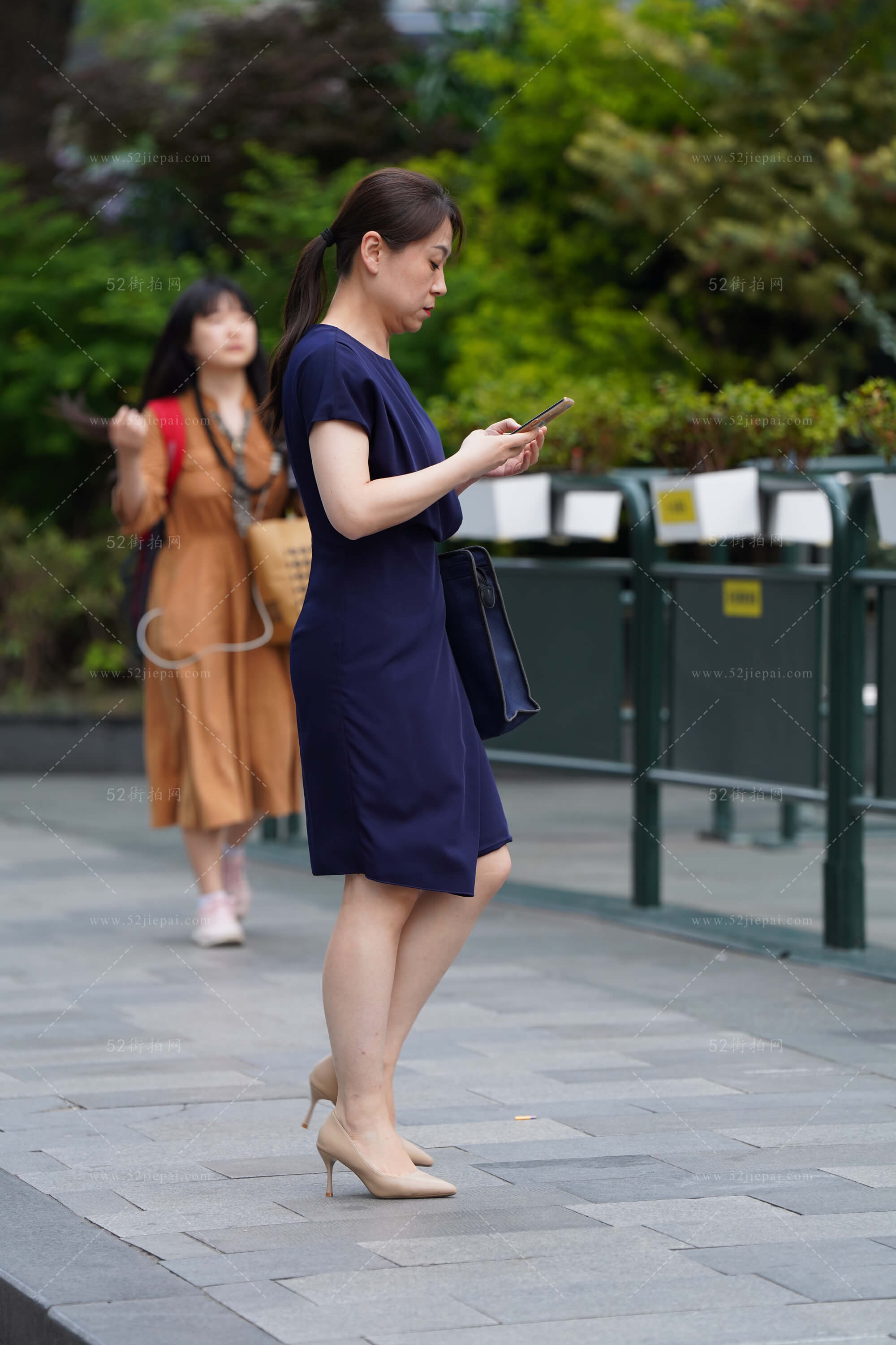 爆款高跟写真,超清无水印-姐姐白又白