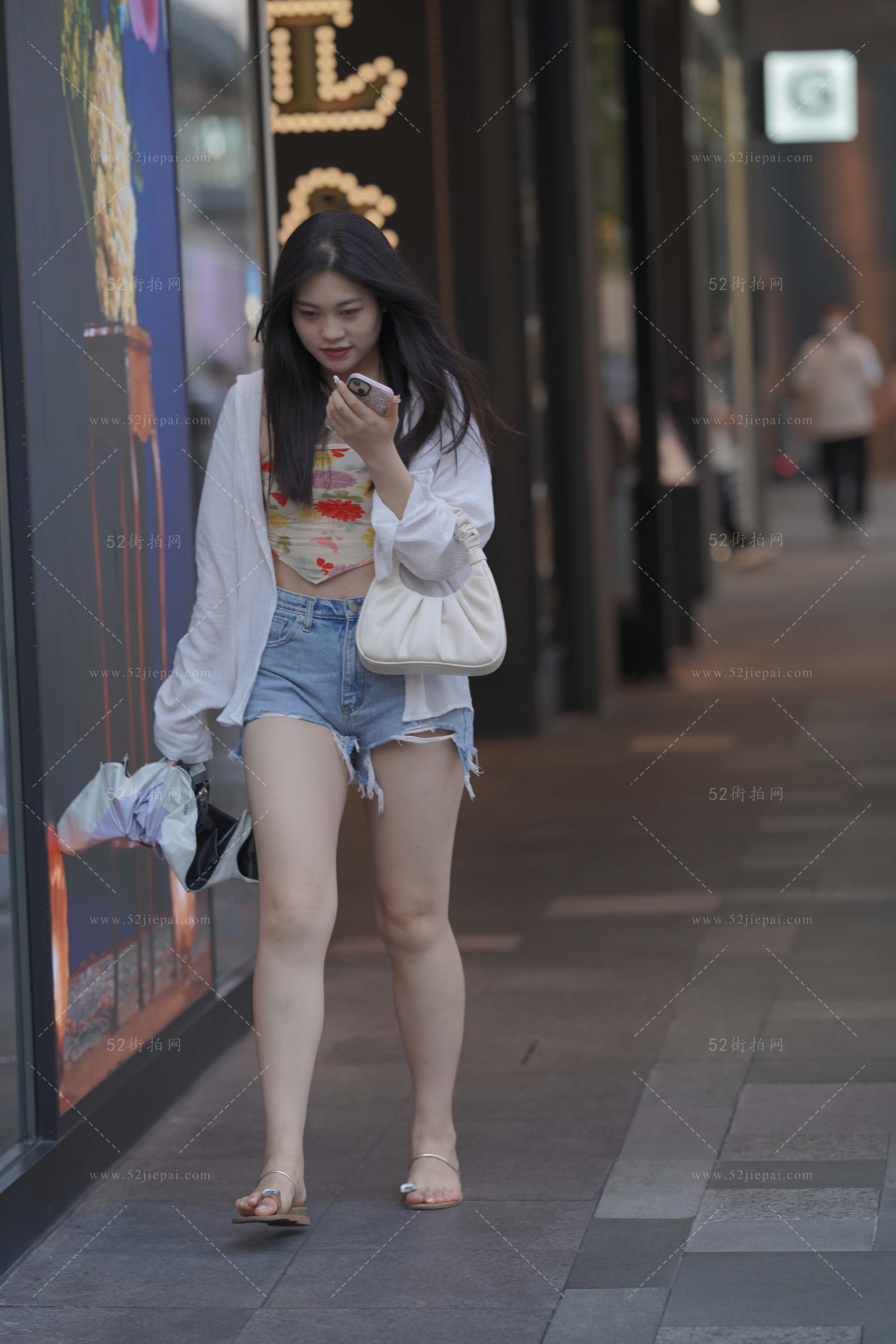 街拍美图合集，壁纸级画质（21）-姐姐白又白
