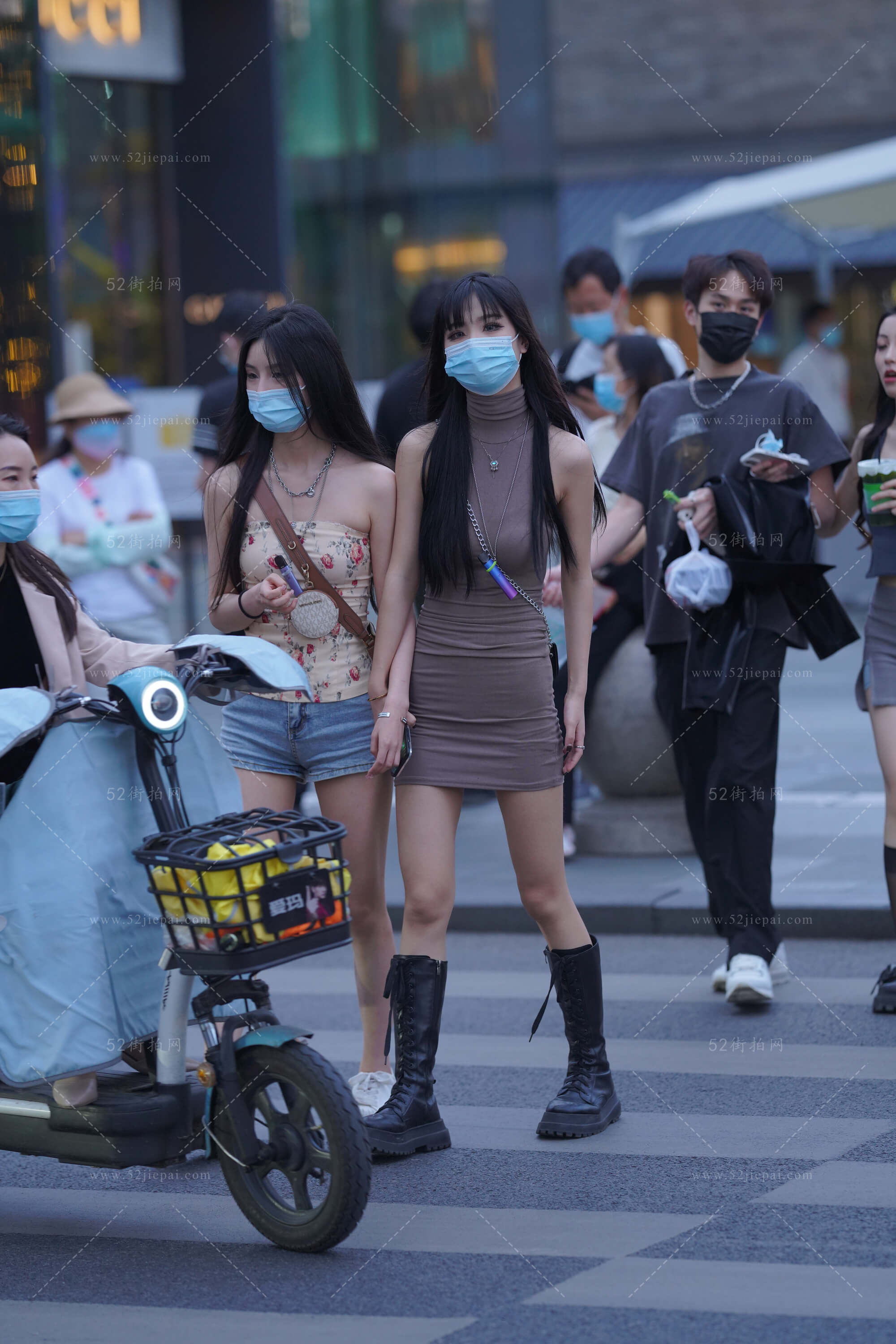 短裙主题高清写真,8K质感(6)-姐姐白又白