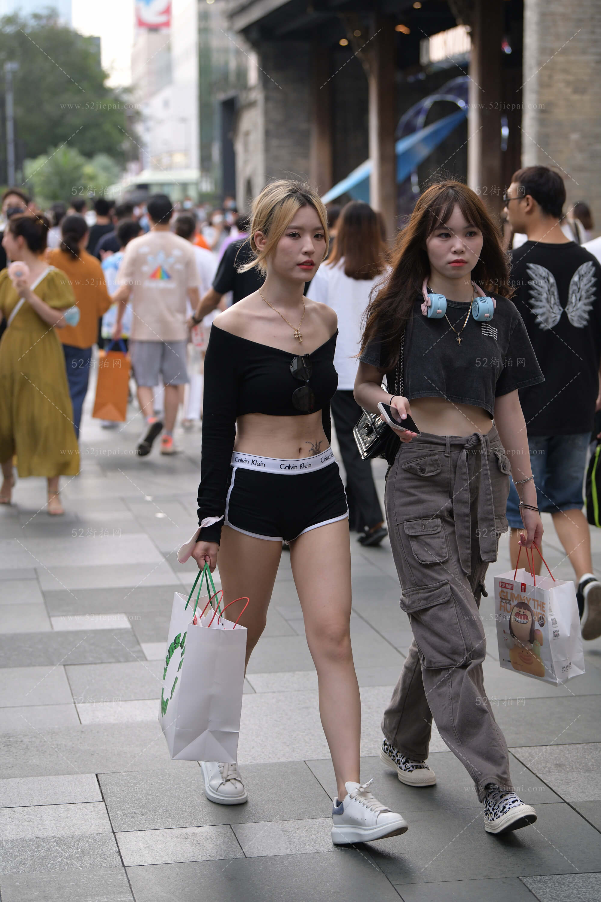 高清街拍写真集，限时上架（29）-姐姐白又白