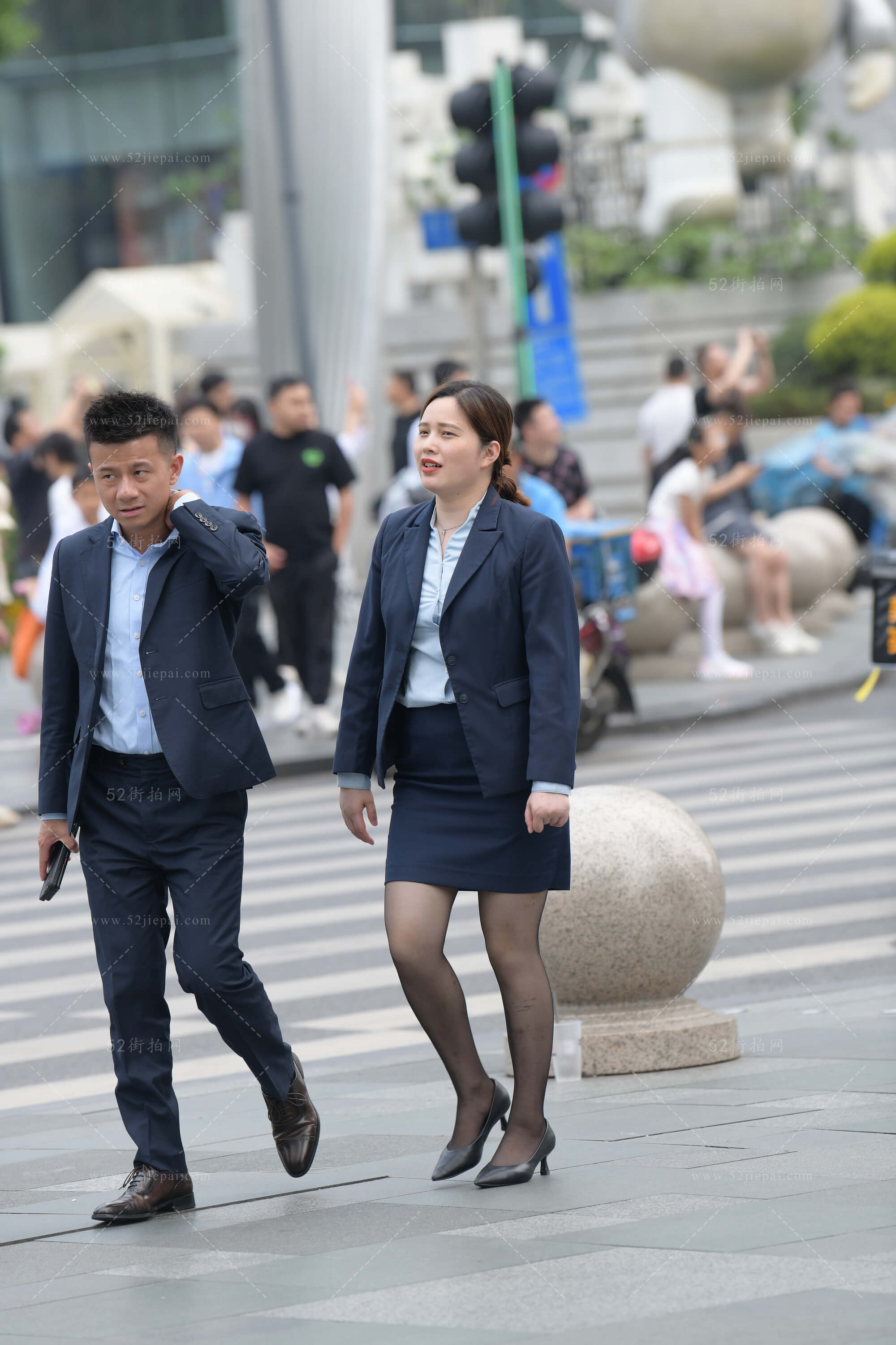 街拍美图合集，壁纸级画质（27）-姐姐白又白
