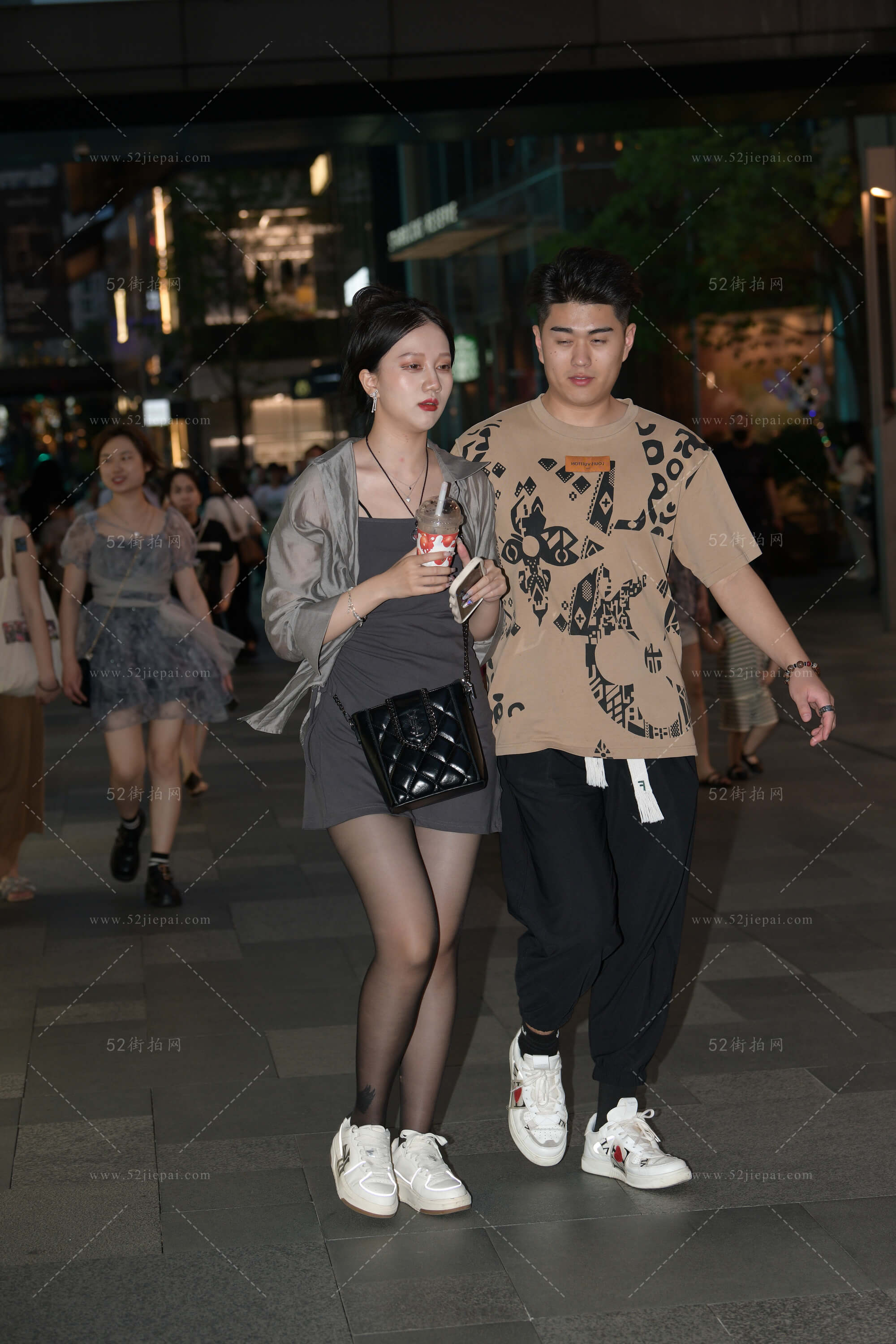 高清黑丝写真集，一次看够（4）-姐姐白又白
