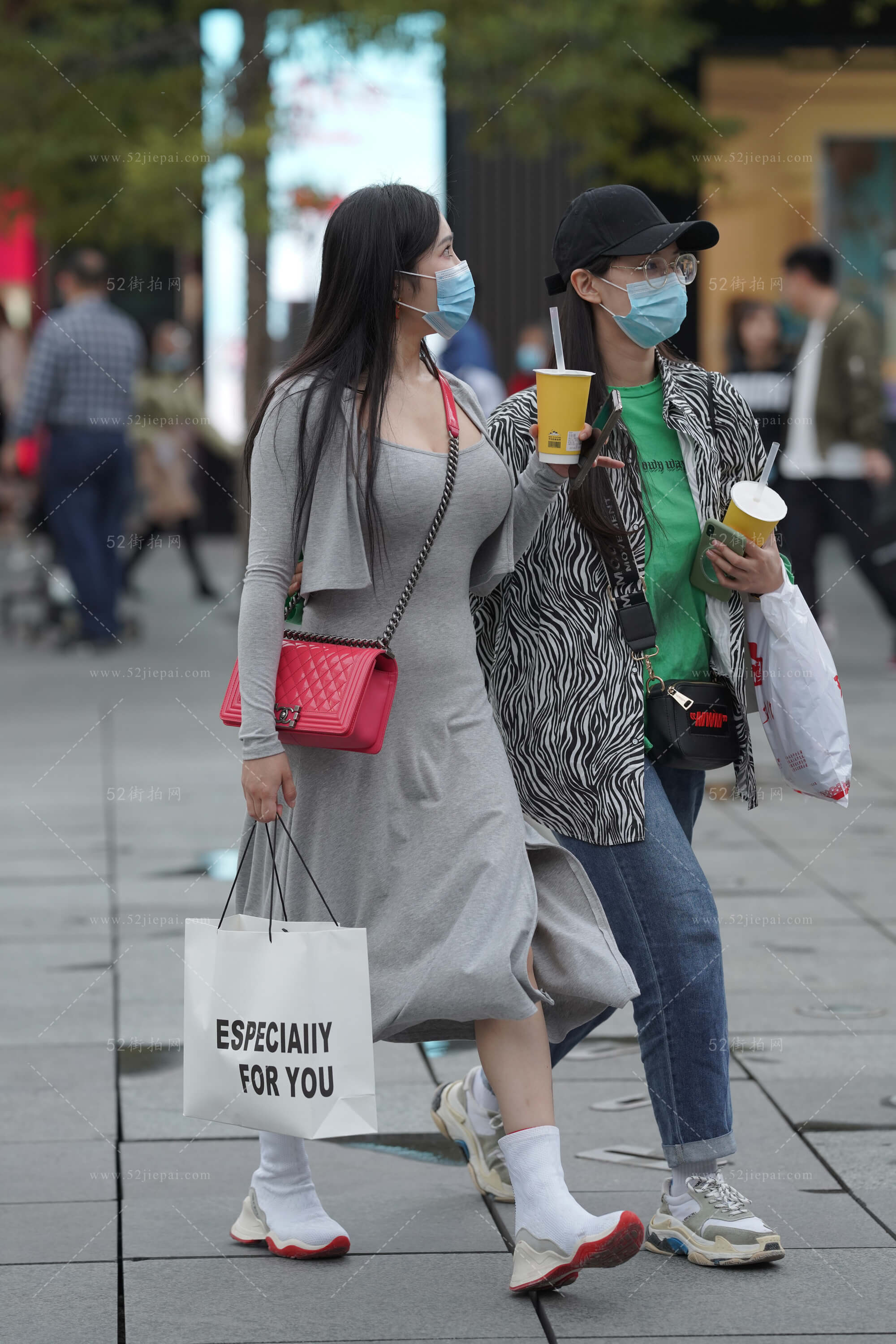 高清长裙写真集，一次看够-姐姐白又白