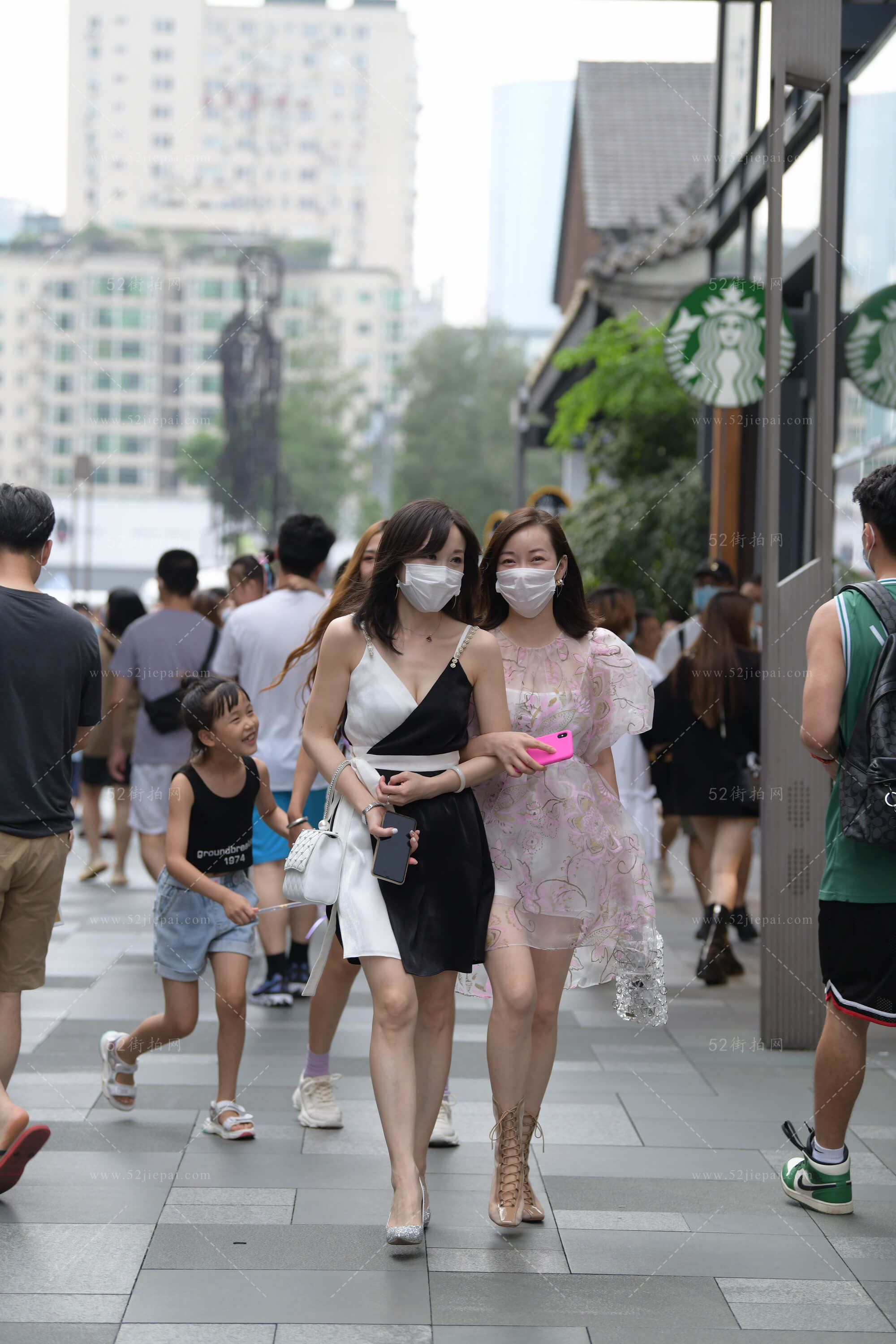 街拍美图合集，壁纸级画质（36）-姐姐白又白