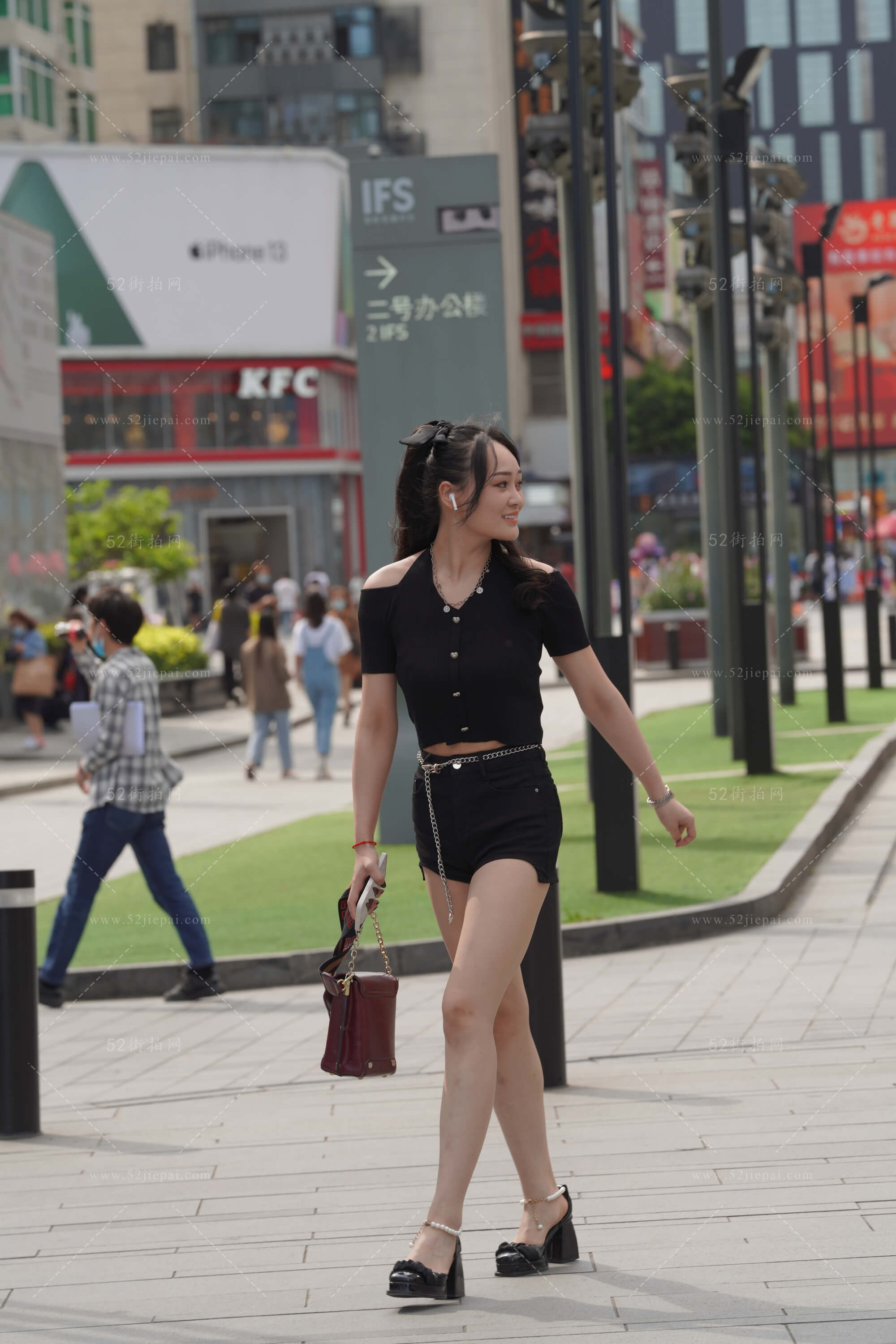 街拍美图合集，高清付费图集（31）-姐姐白又白