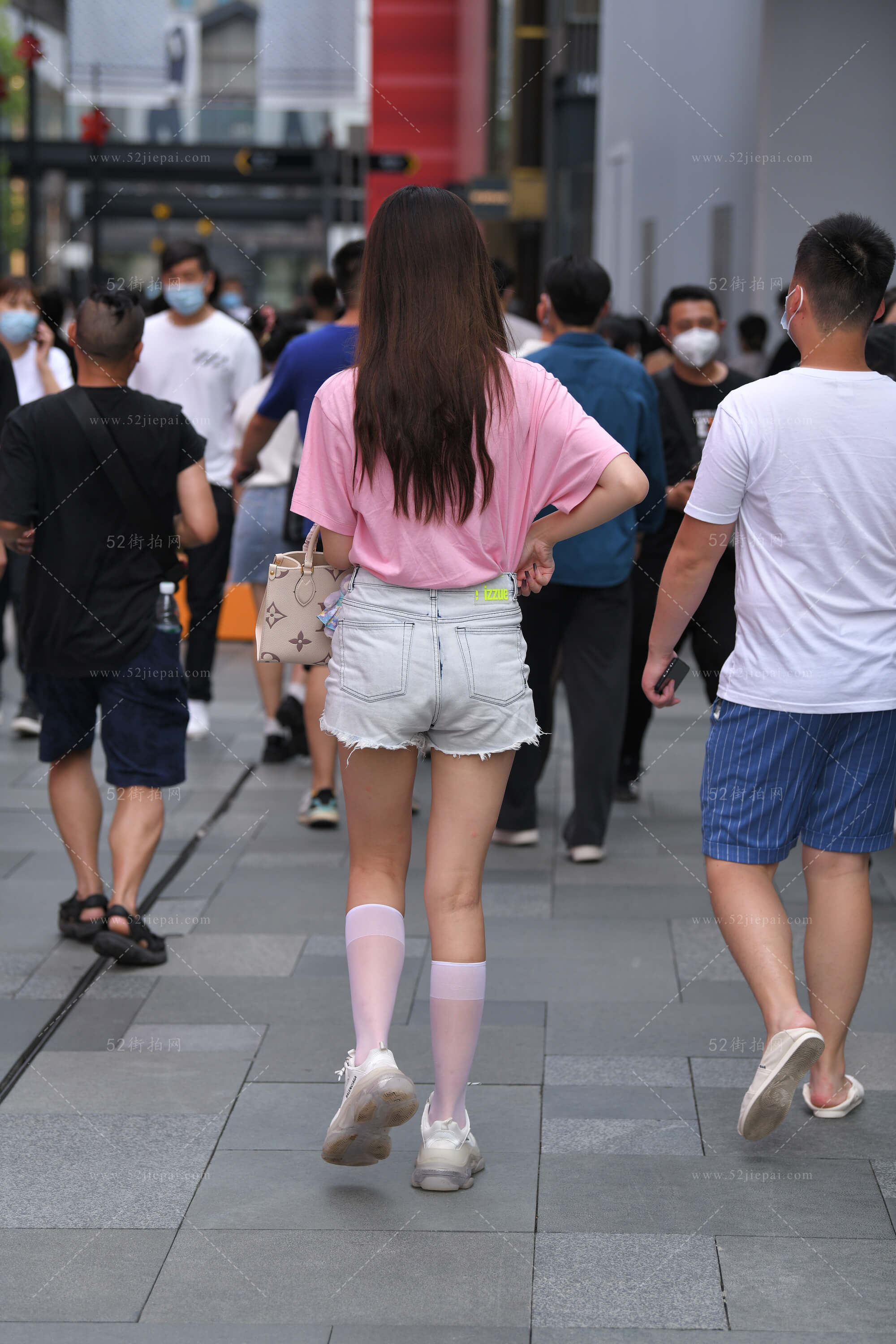 热裤主题高清写真，原图直出（23）
