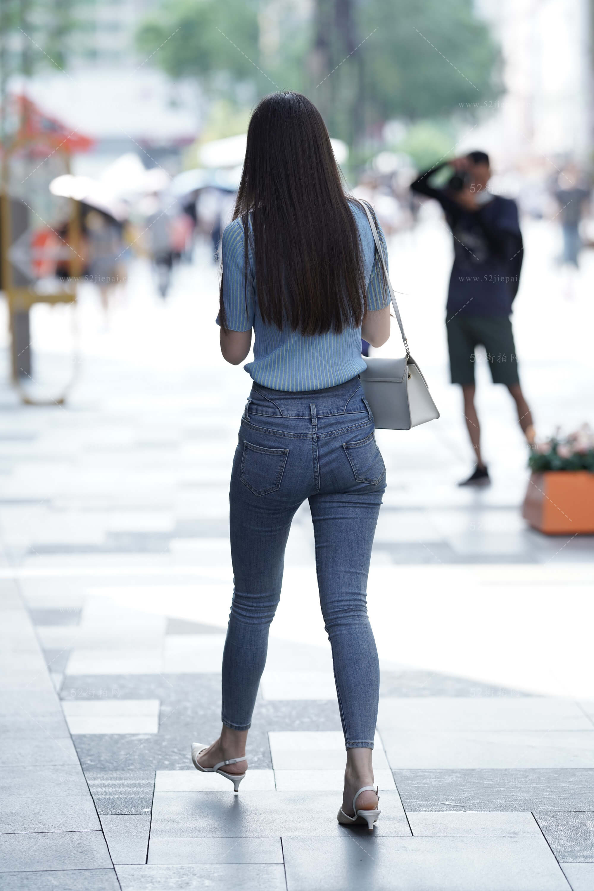 街拍主题高清写真，网盘速发（131）-姐姐白又白