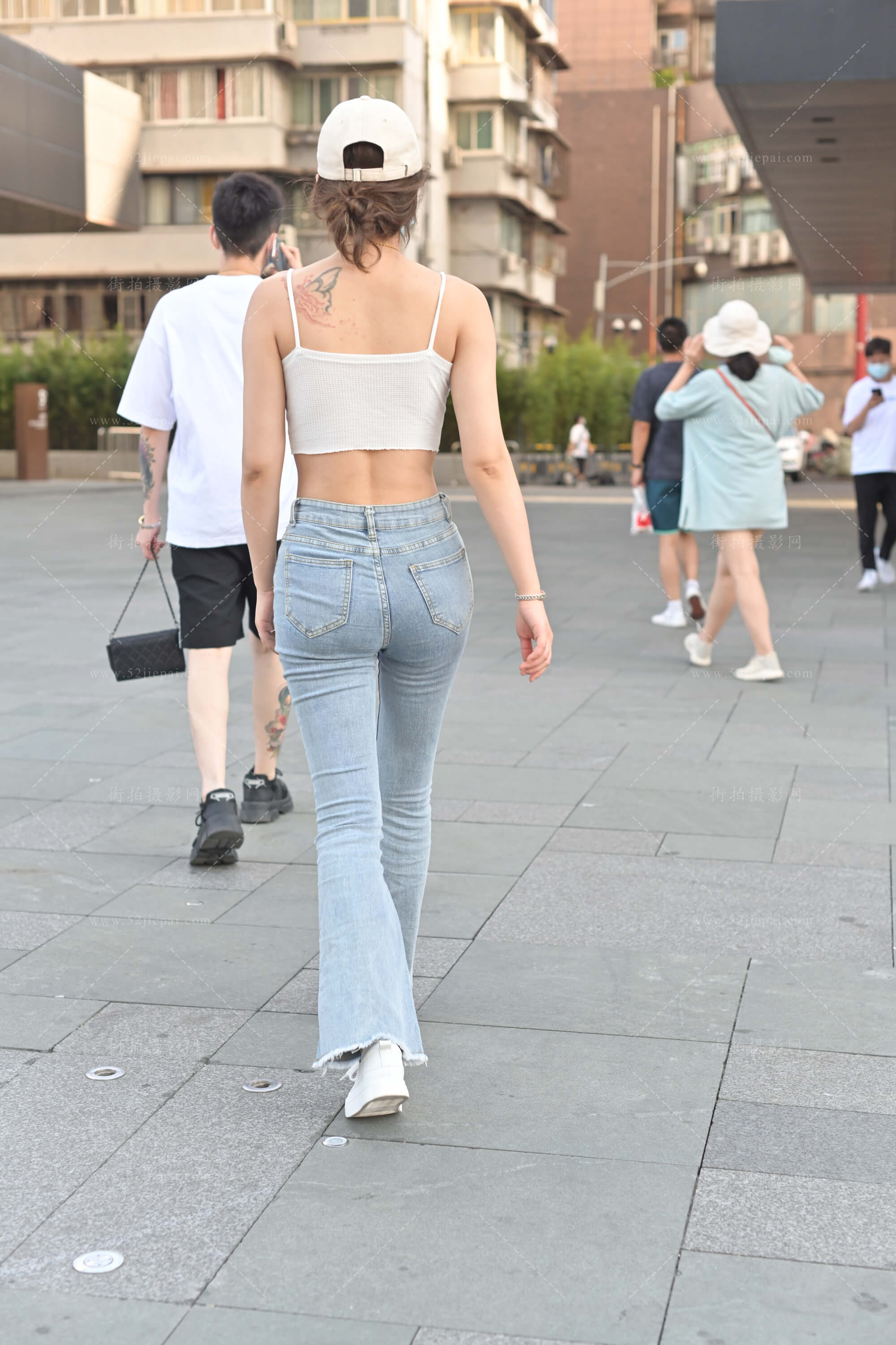 高清街拍写真集,一次看够(130)-姐姐白又白