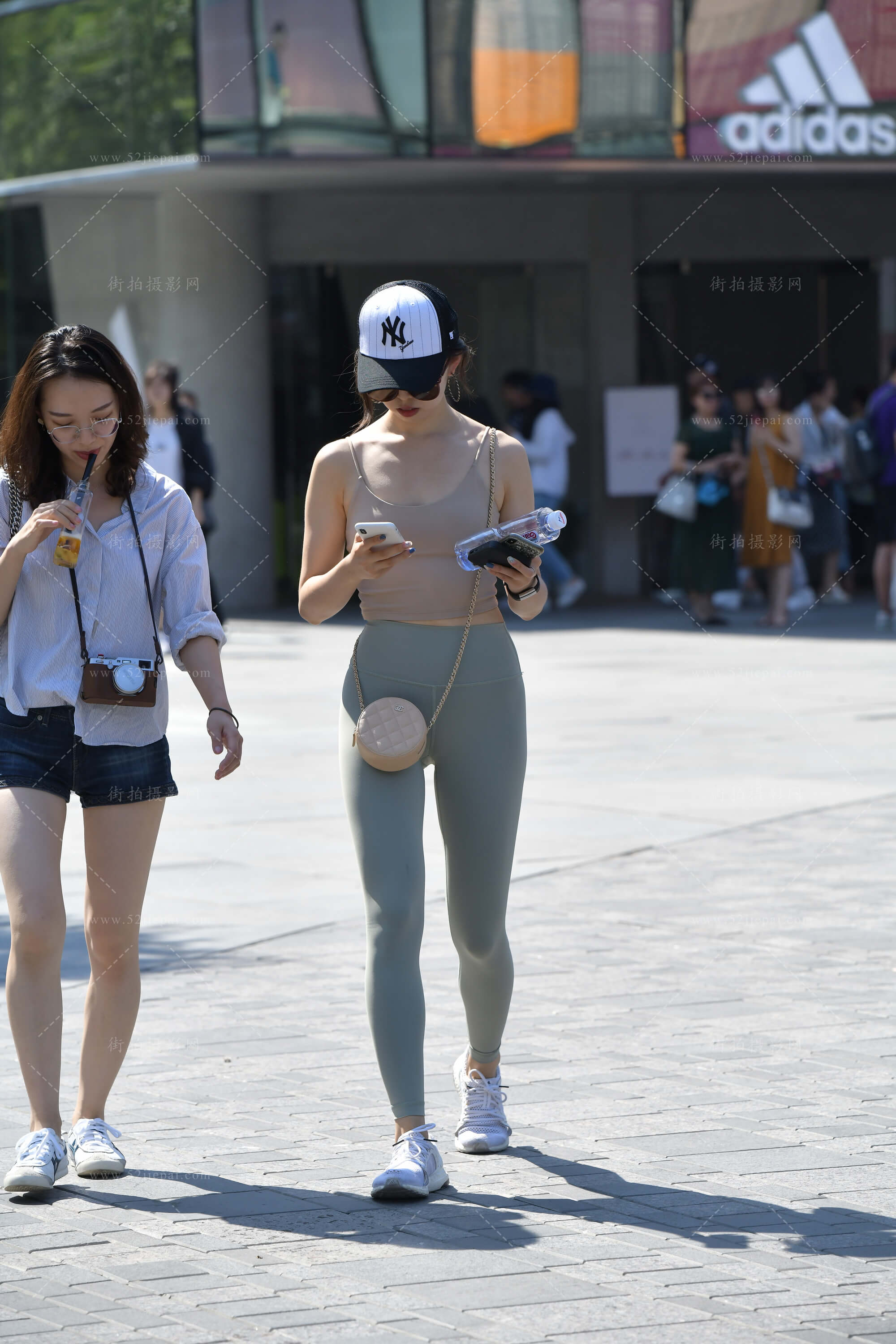 街拍高清图集,画质党必收(164)-姐姐白又白