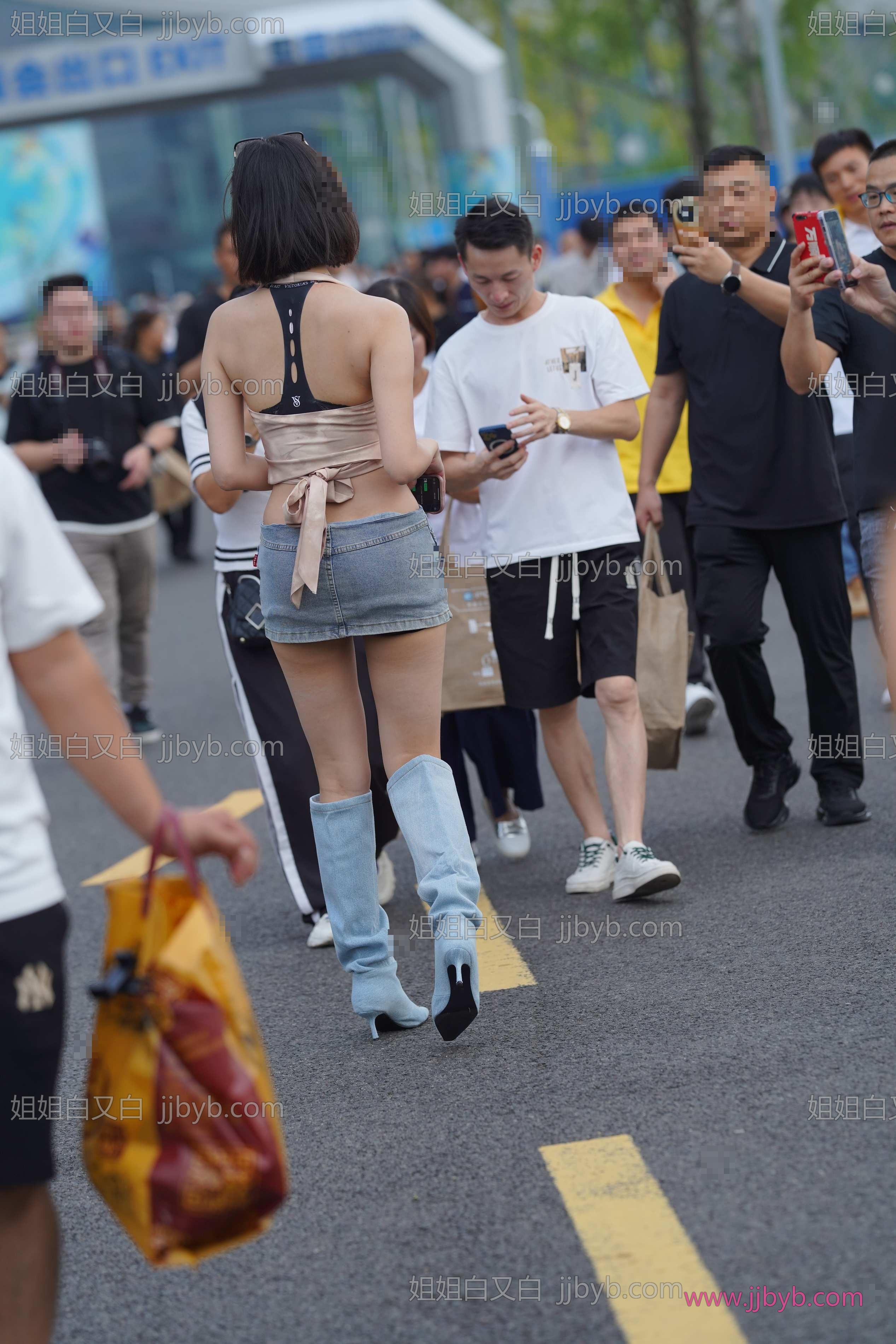 短裙主题高清写真，8K质感｜牛仔·短裙·超短裙牛仔短裙程儿-姐姐白又白
