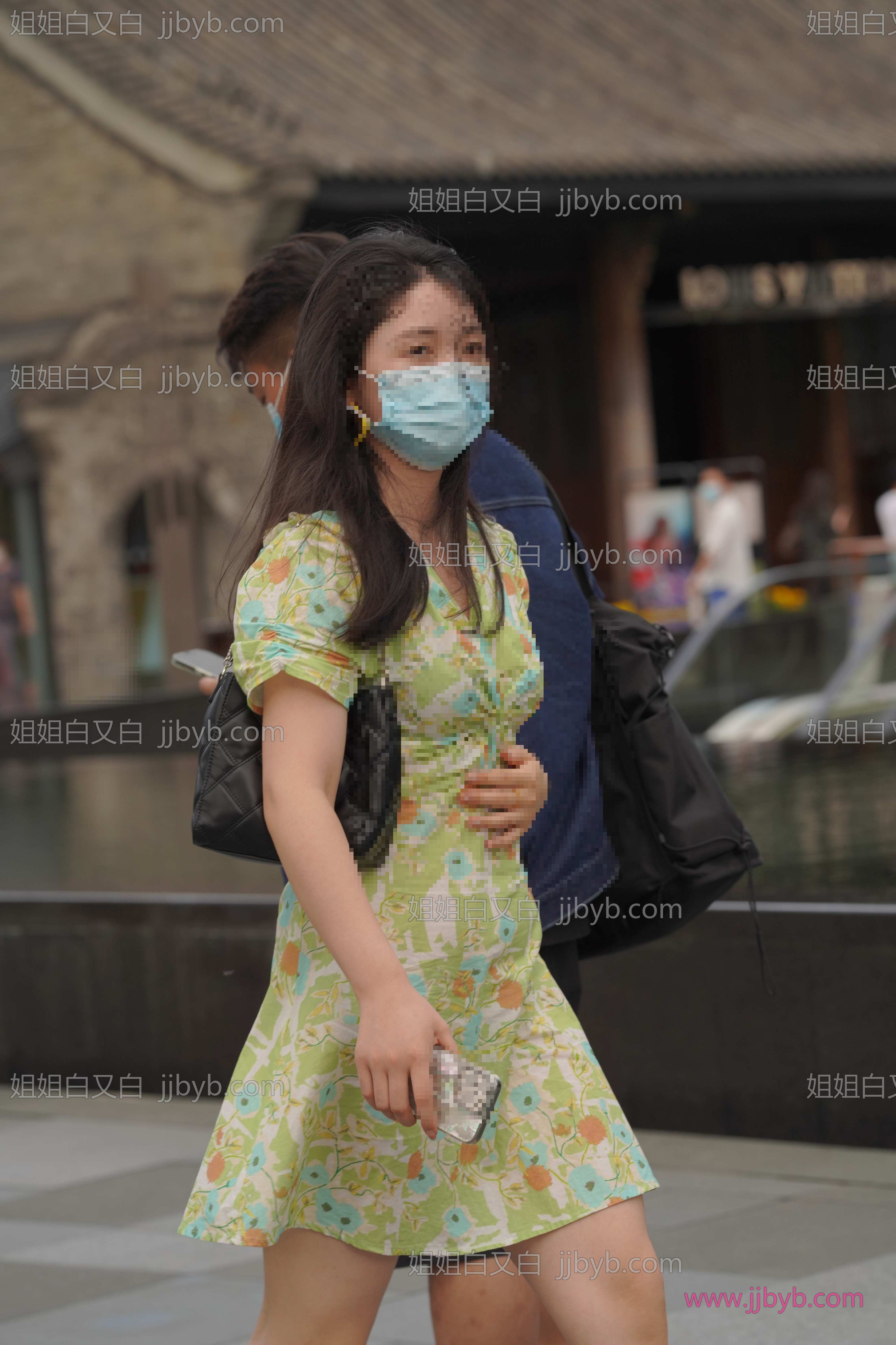 精选街拍写真，超清无水印｜街拍美女·长裙·搭讪街拍连衣裙小姐姐-姐姐白又白