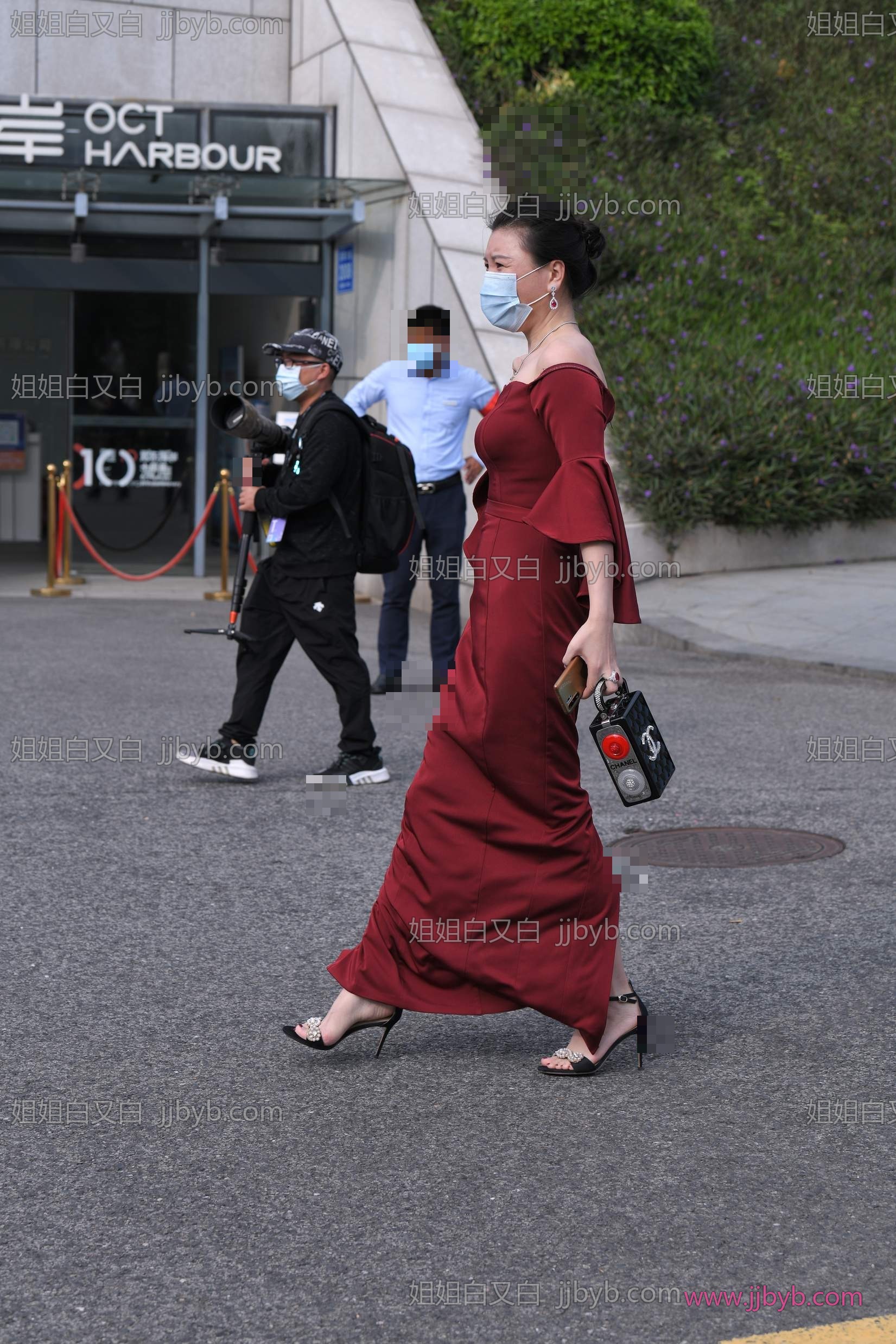 长裙高清图集，细节拉满｜街拍美女·长裙·红色长裙晚装美姐-姐姐白又白