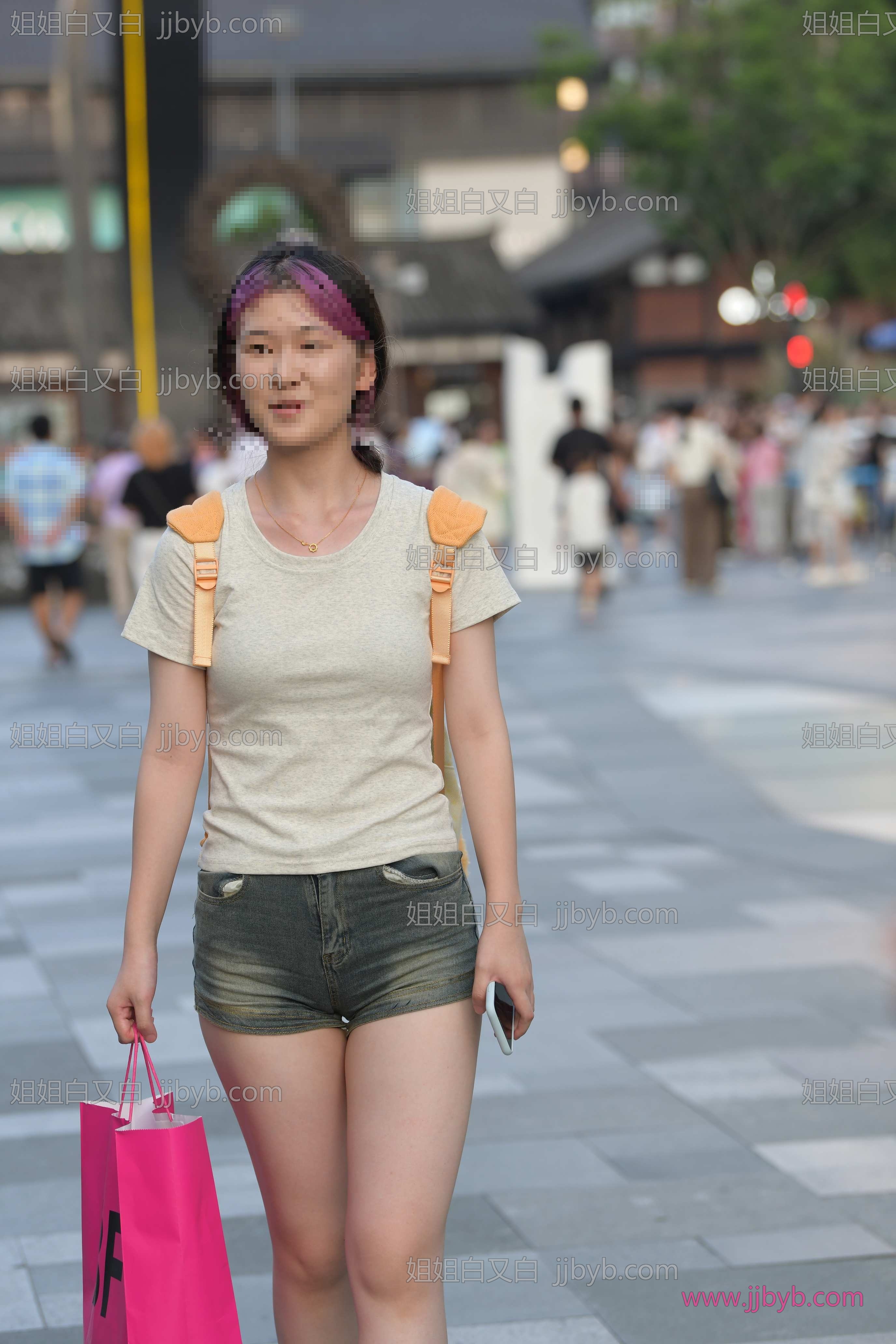 高清热裤写真集，画质细腻｜街拍美女·热裤·搭讪热裤小妹-姐姐白又白
