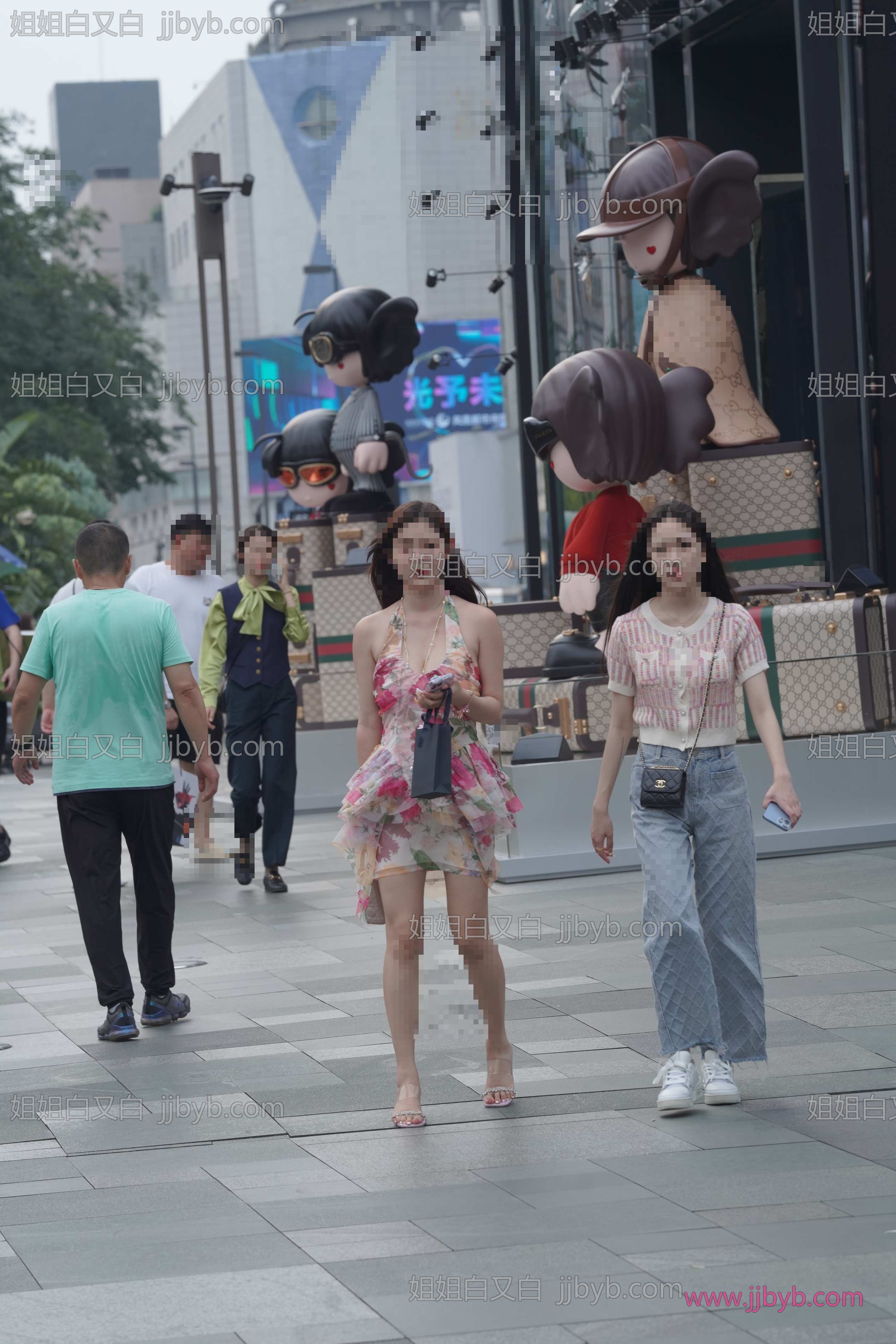 写真，高清原图打包收藏｜街拍美女·白皙·靓丽白皙花裙子小姐姐-姐姐白又白