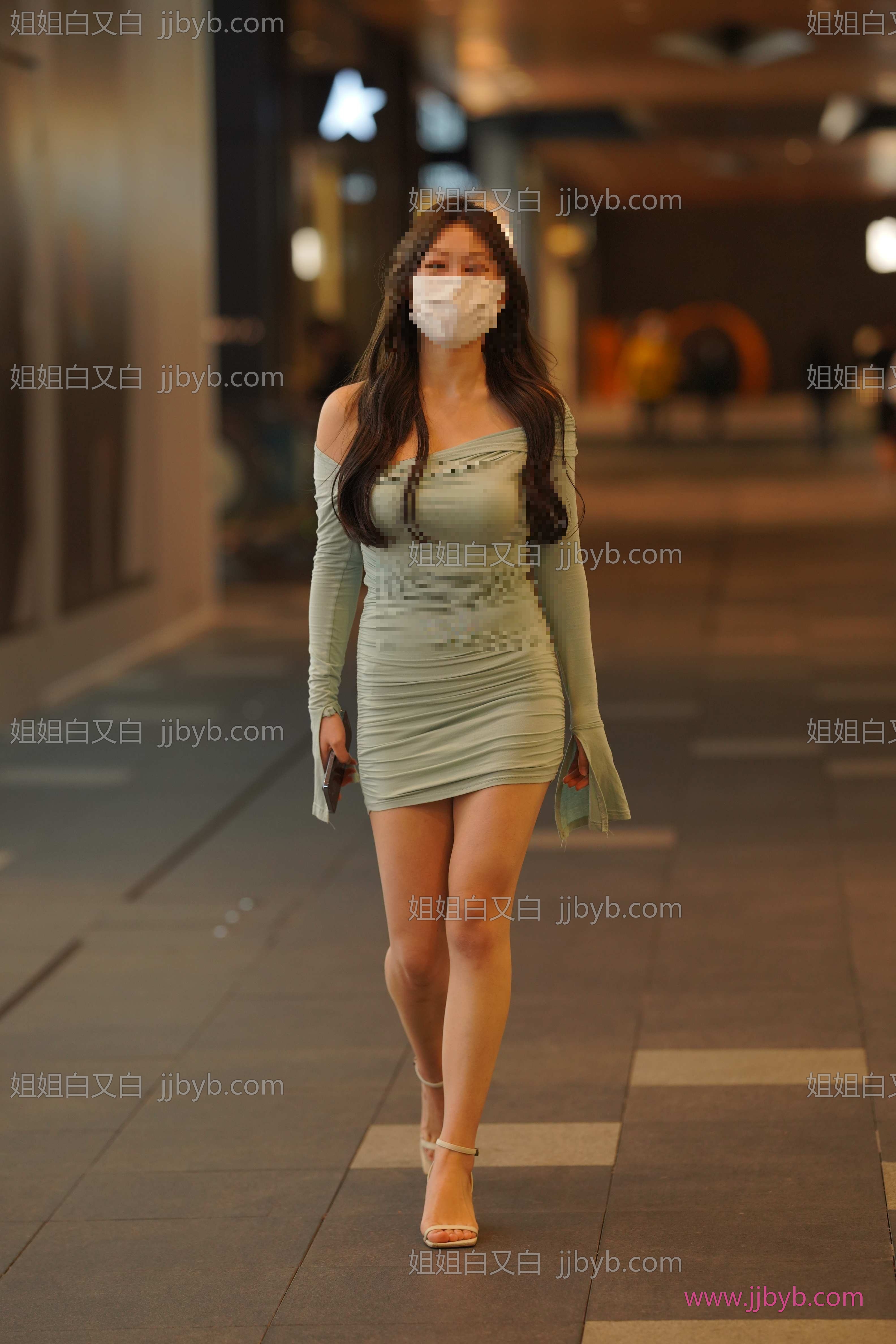 爆款写真，超清无水印｜街拍美女·街拍·夜拍微胖裙装美女-姐姐白又白